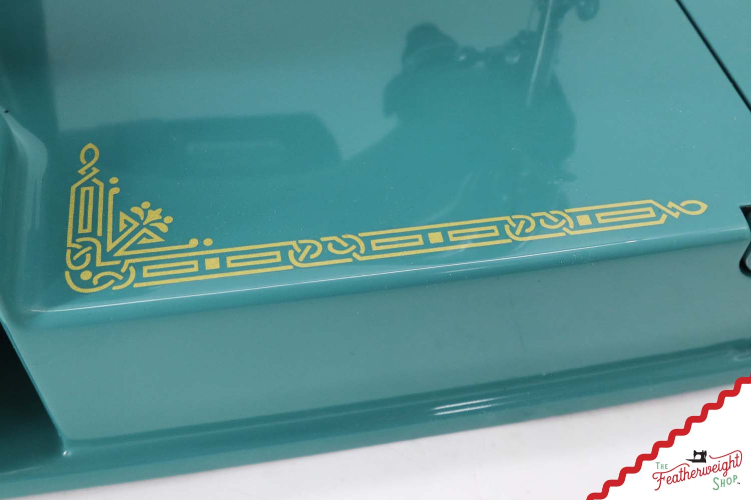 Singer Featherweight 221K, Centennial - EG9647**, Rare Great Britain Decal - Fully Restored in Lagoon