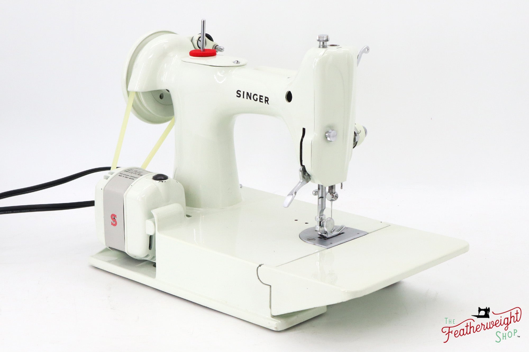 Singer Featherweight 221K Sewing Machine, British WHITE EW068***