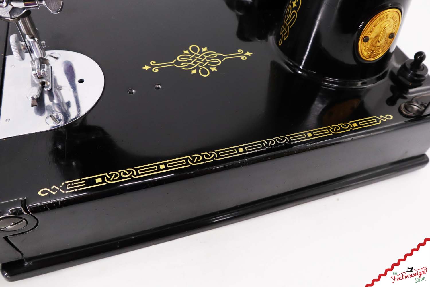 Singer Featherweight 221 Sewing Machine, AG0046** - 1941