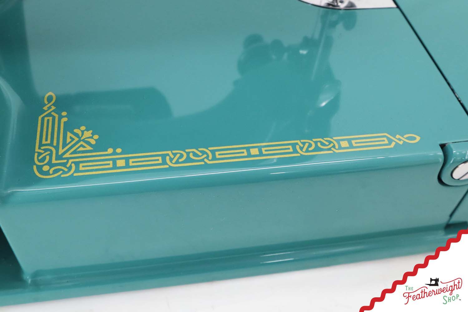 Singer Featherweight 221, AE079*** - Fully Restored in Lagoon