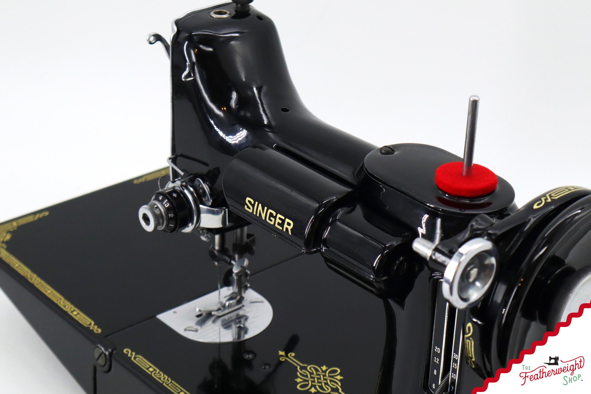 Singer Featherweight 221 Sewing Machine, AL031*** - 1952