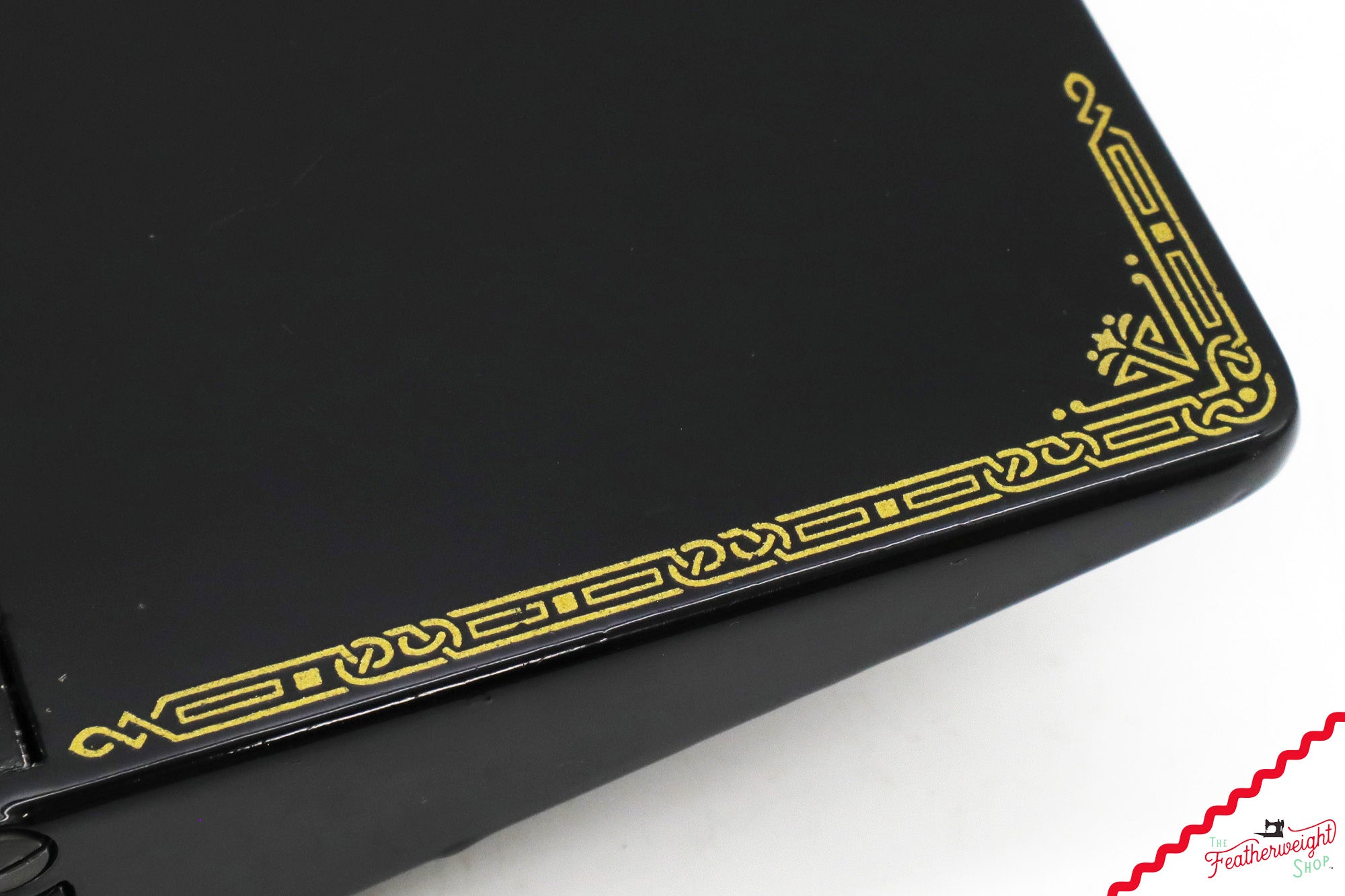 Singer Featherweight 221K, EF160***, RARE Great Britain Decal