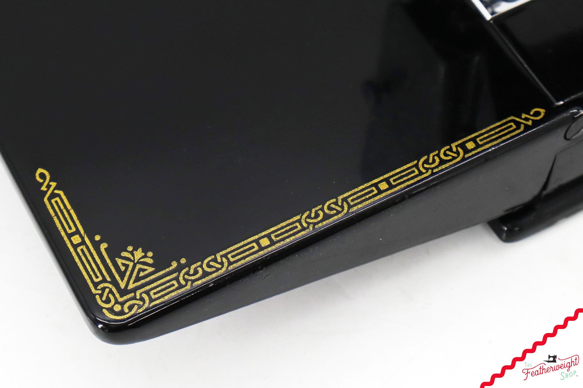 Singer Featherweight 221K, EF160***, RARE Great Britain Decal