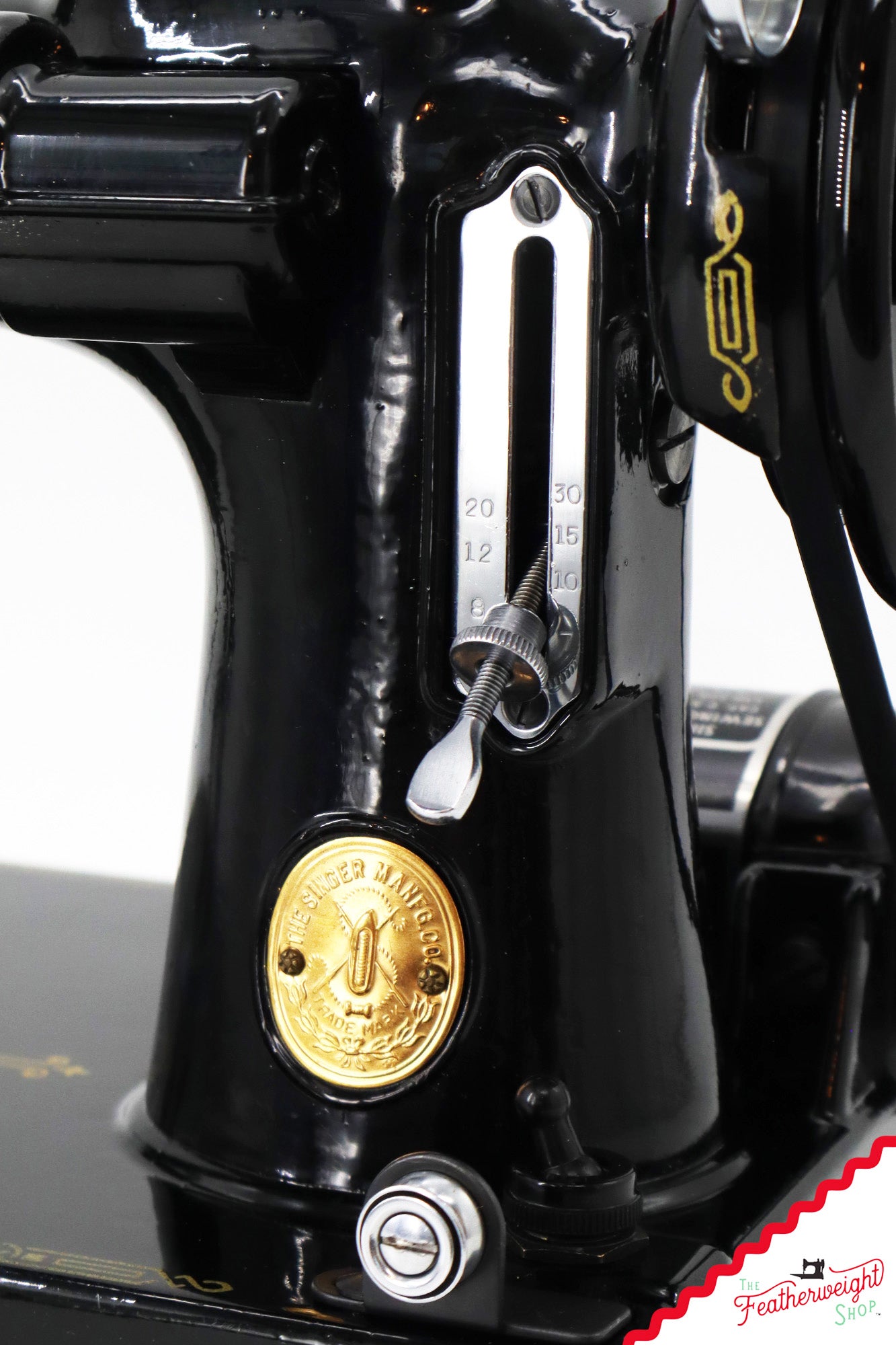 Singer Featherweight 221K, EF160***, RARE Great Britain Decal