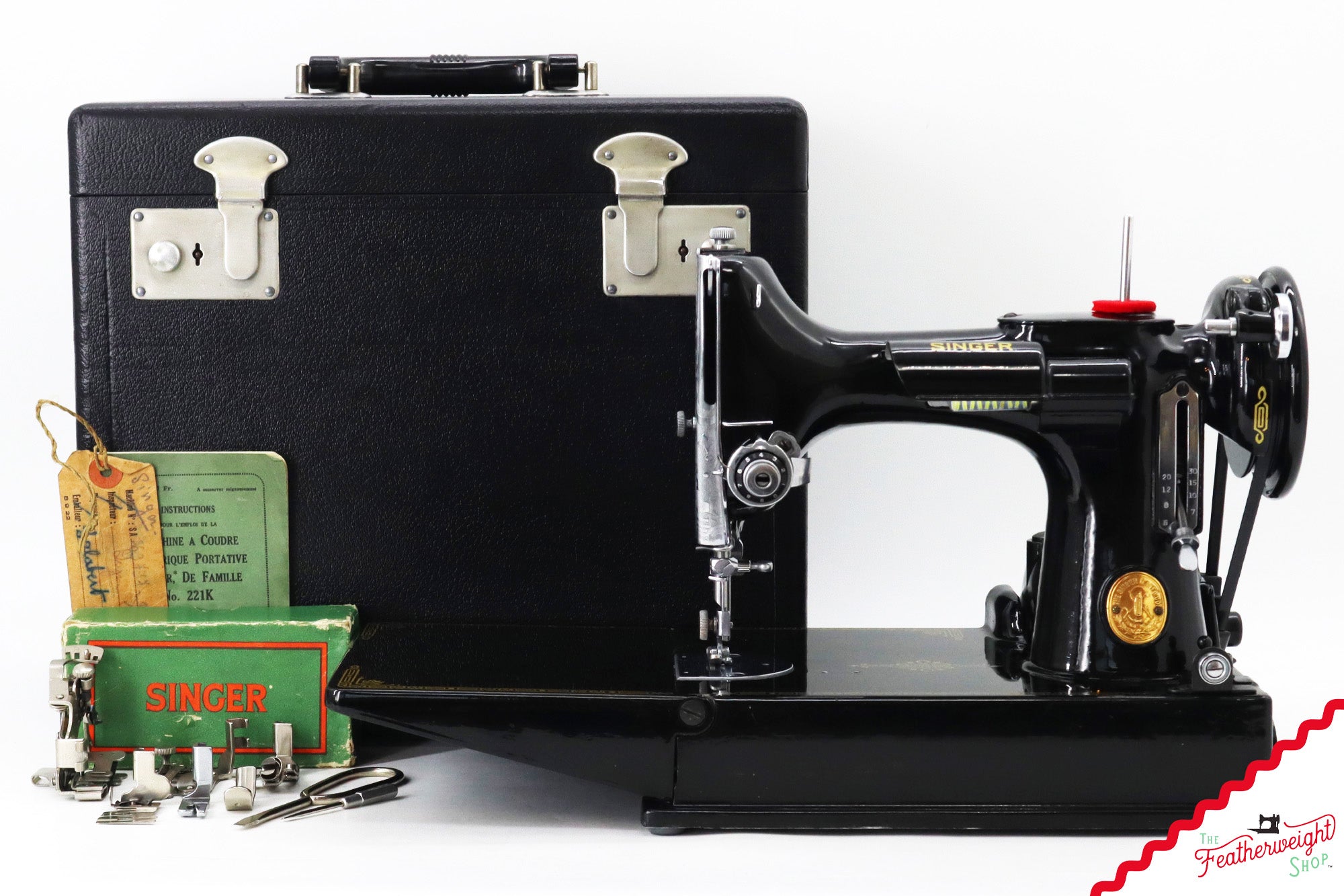 Singer Featherweight 221K Sewing Machine, French EF6885**