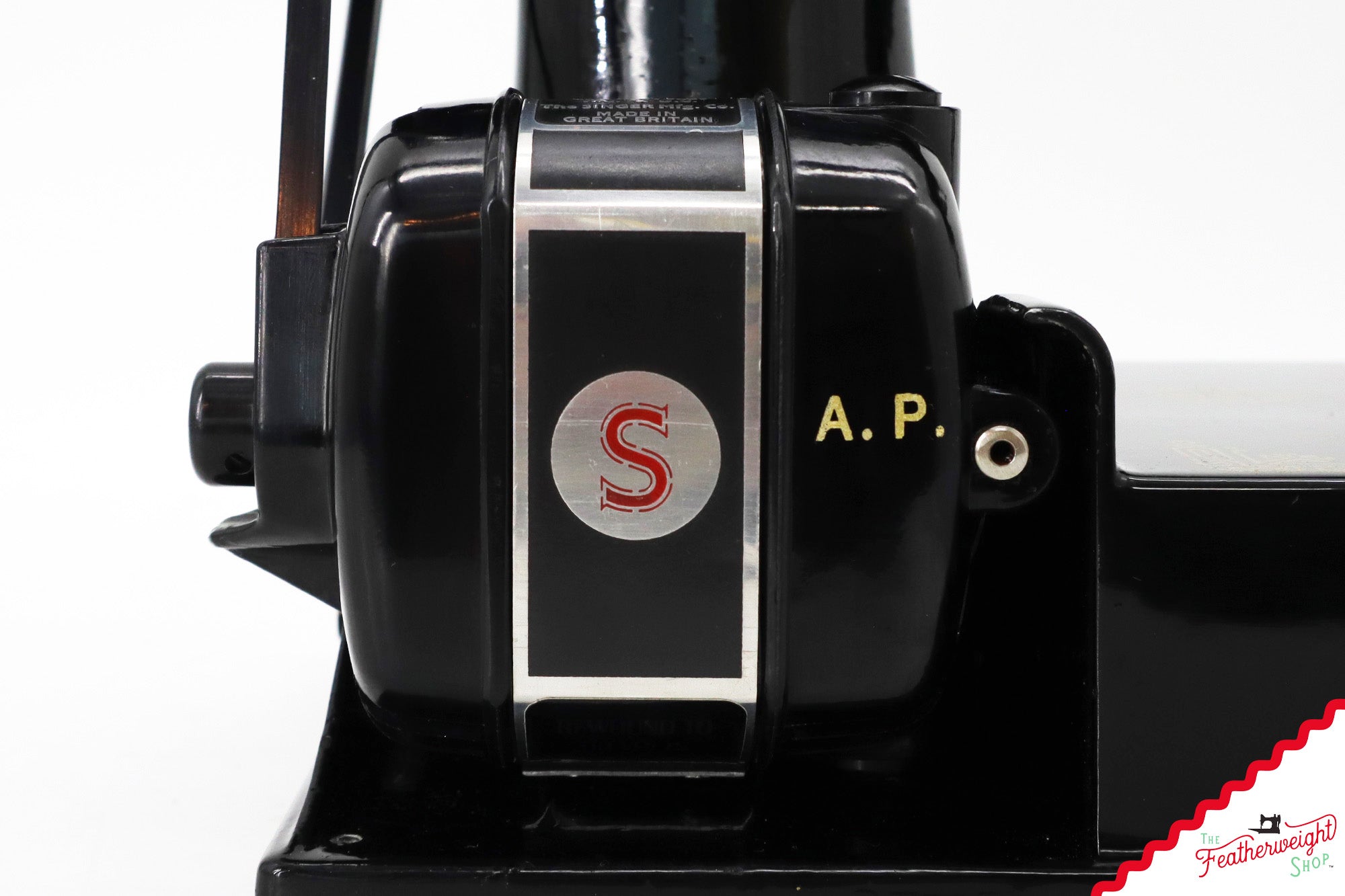 Singer Featherweight 221K Sewing Machine, French EF6885**