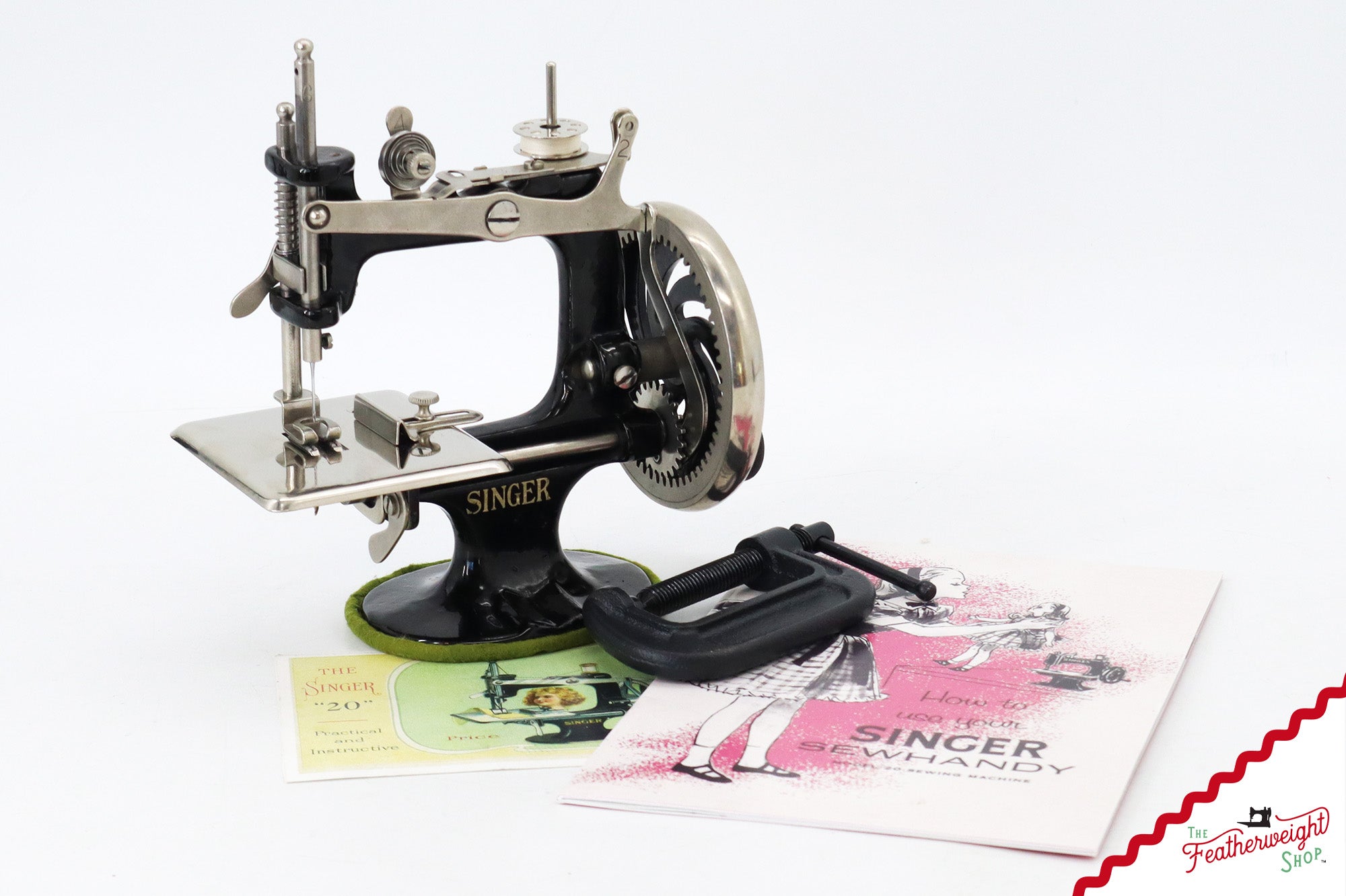 Singer Sewhandy Model 20, Black - March 2025, Faire