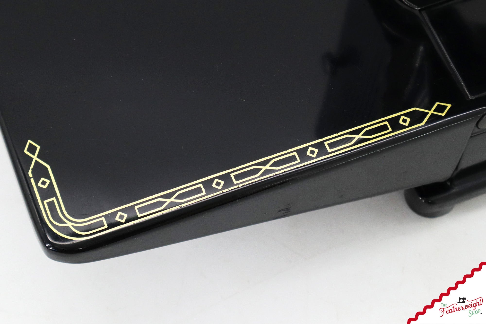 Singer Featherweight 222K Sewing Machine, Red 'S' - ES1670** - 1960