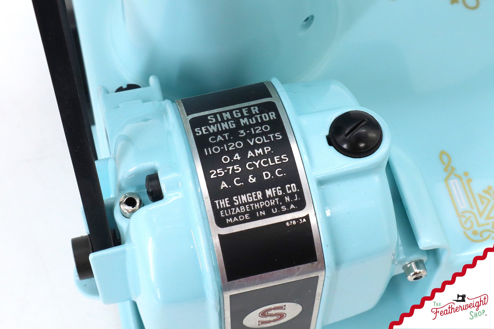 Singer Featherweight 221 - AK102*** - Fully Restored in Snowflake Blue