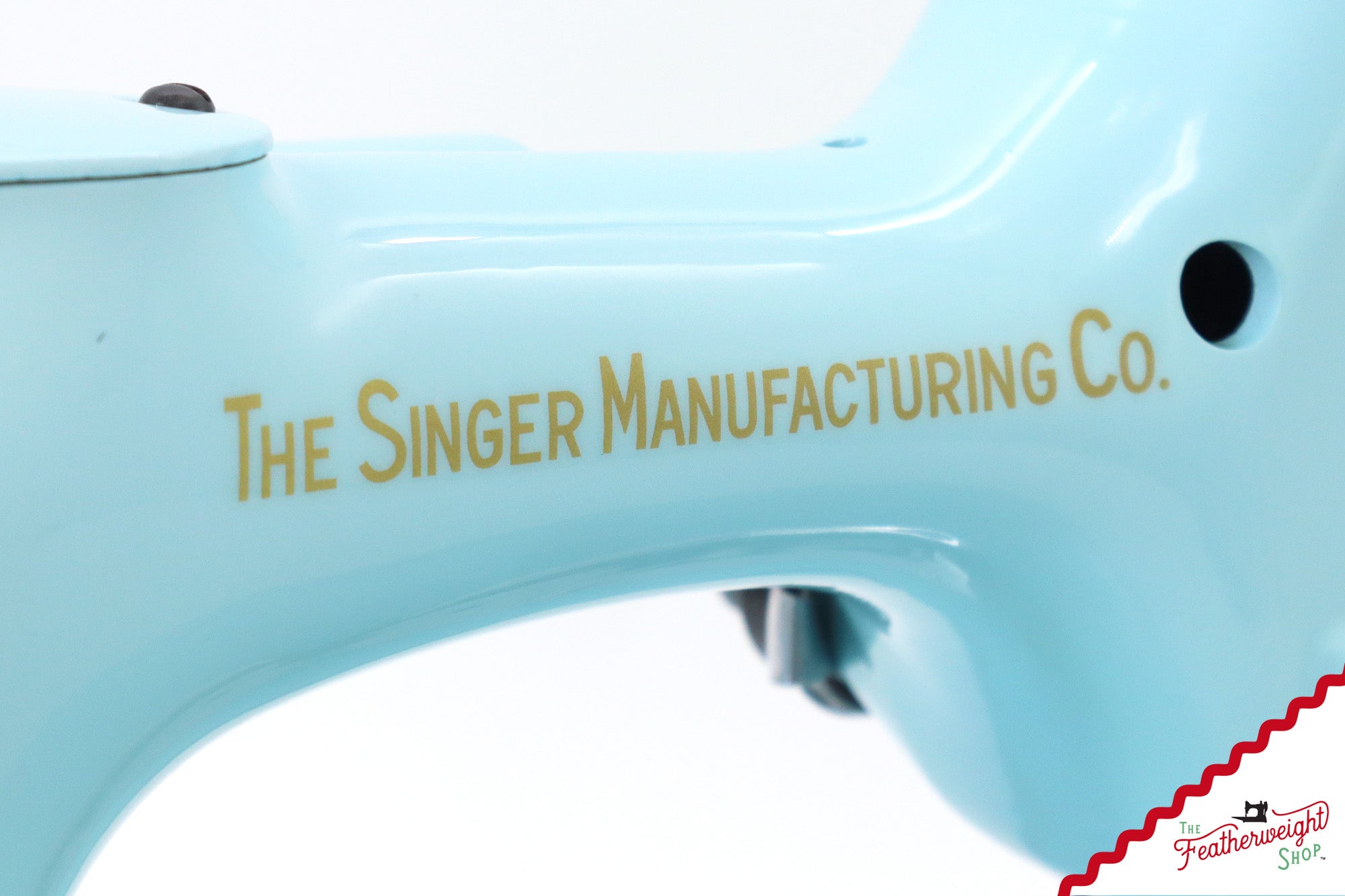 Singer Featherweight 221 - AK102*** - Fully Restored in Snowflake Blue