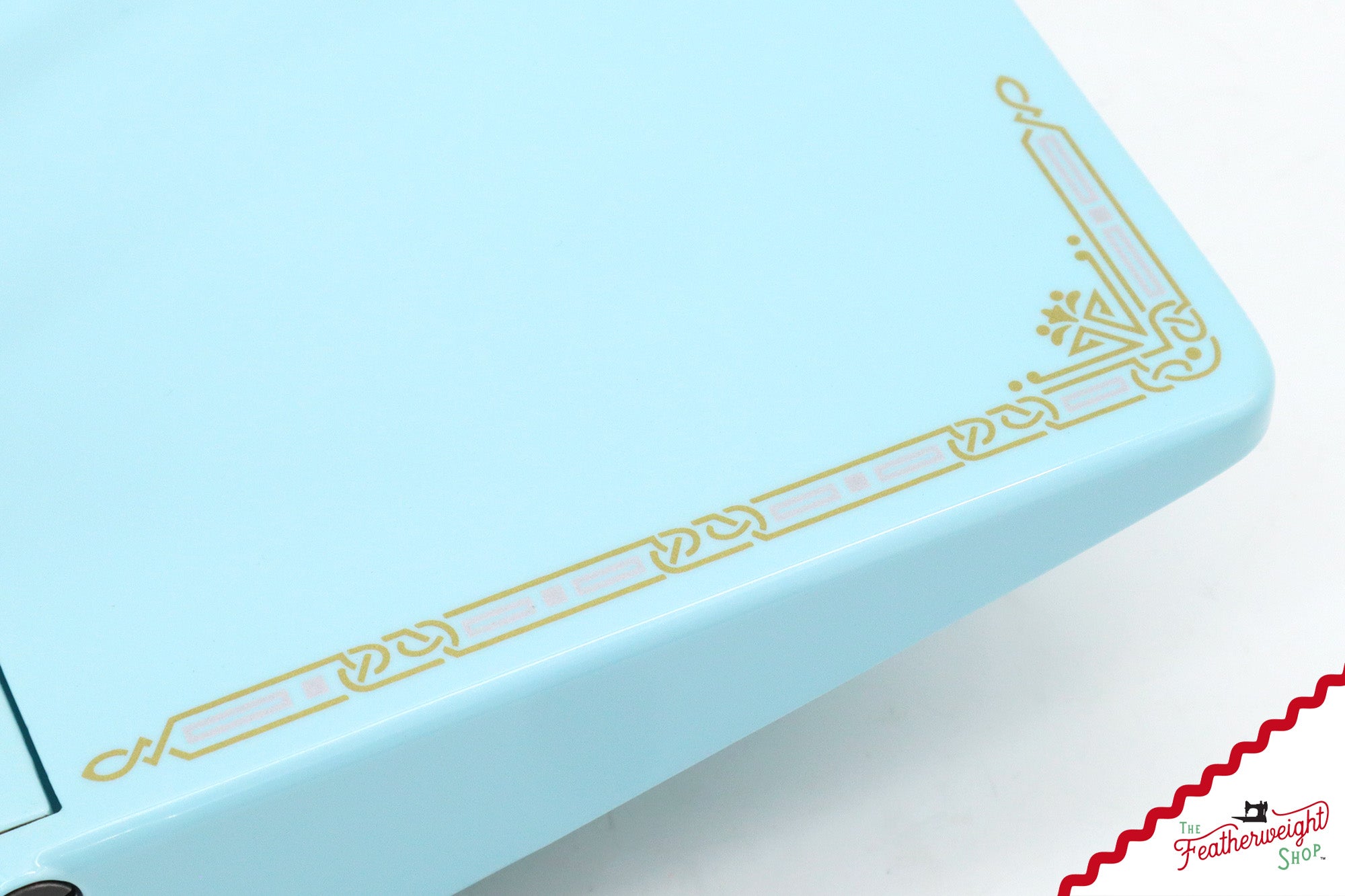 Singer Featherweight 221 - AK102*** - Fully Restored in Snowflake Blue