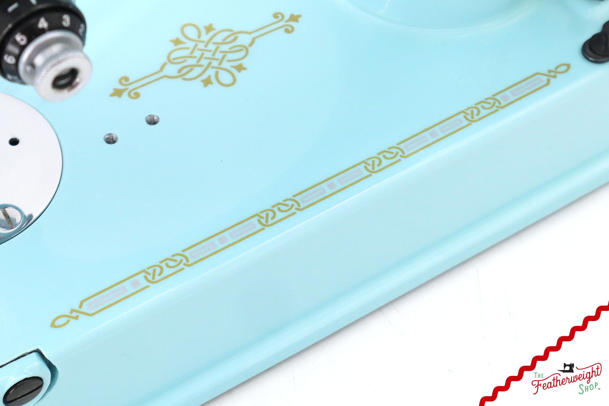 Singer Featherweight 221 - AK102*** - Fully Restored in Snowflake Blue