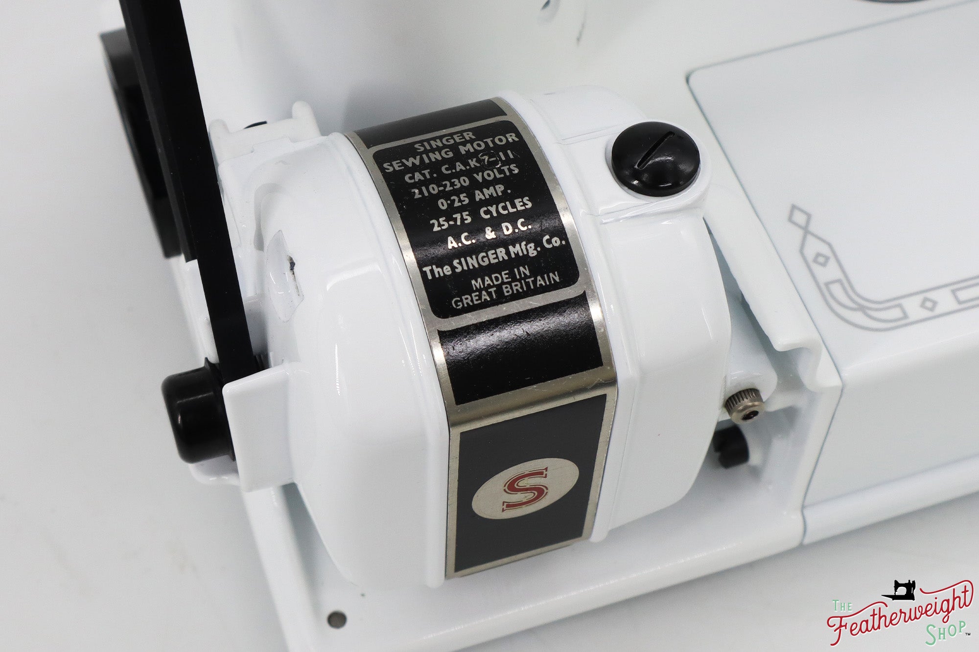 Singer Featherweight 222K - EJ915*** - Fully Restored in White