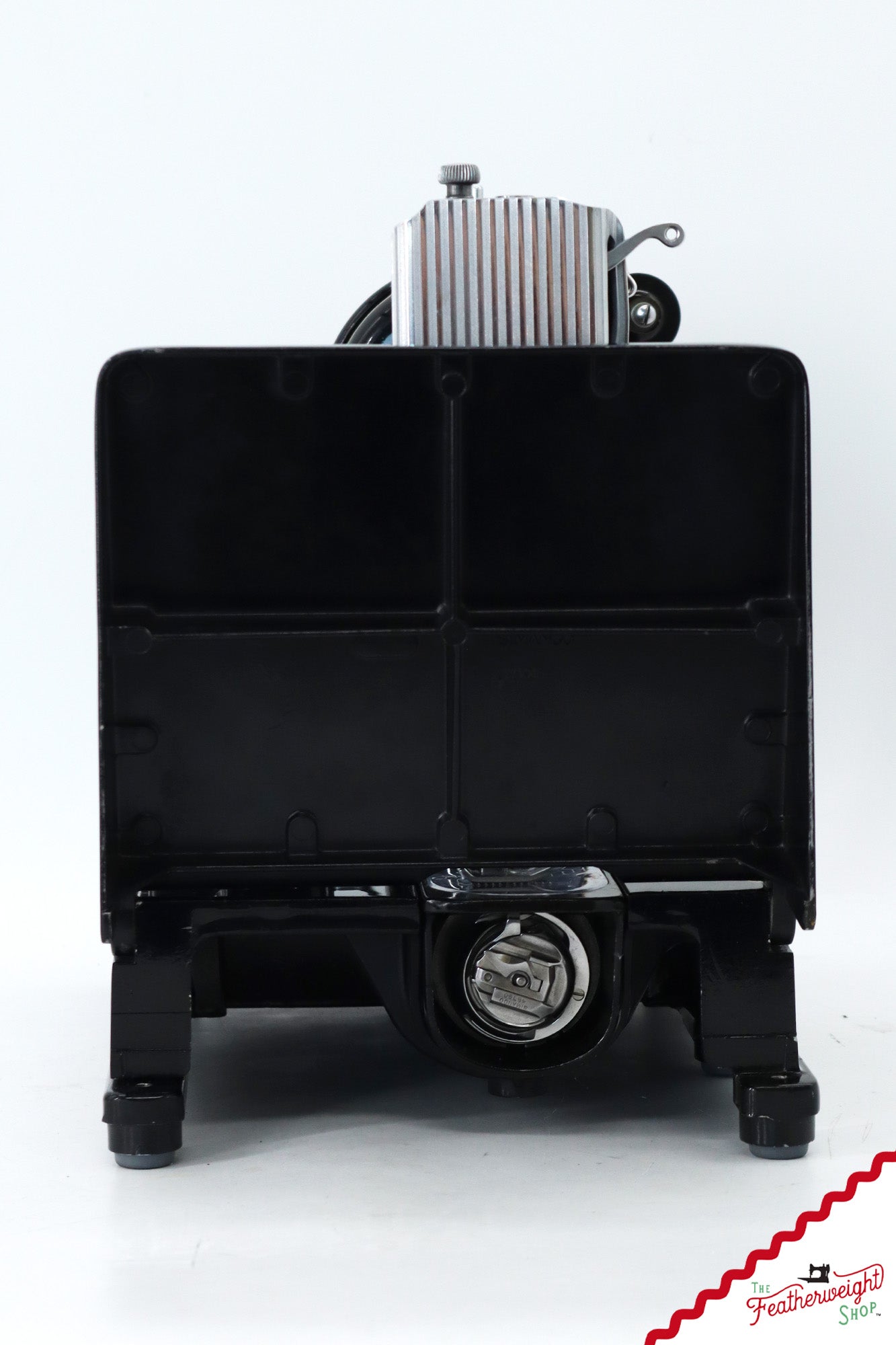 Singer Featherweight 222K Sewing Machine - EM6040**, 1957