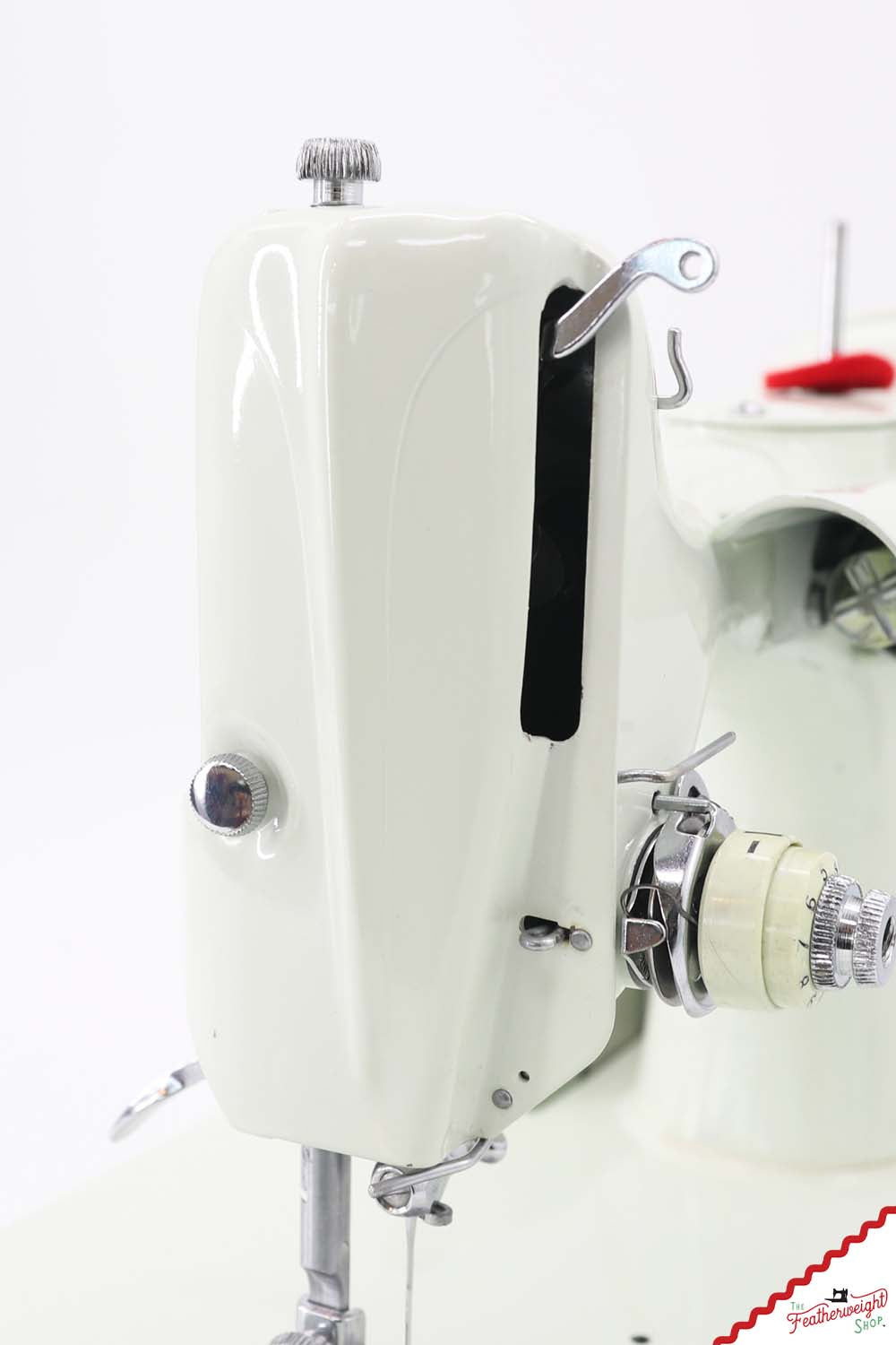 Singer Featherweight 221K Sewing Machine, WHITE EV9897** - RARE Case!