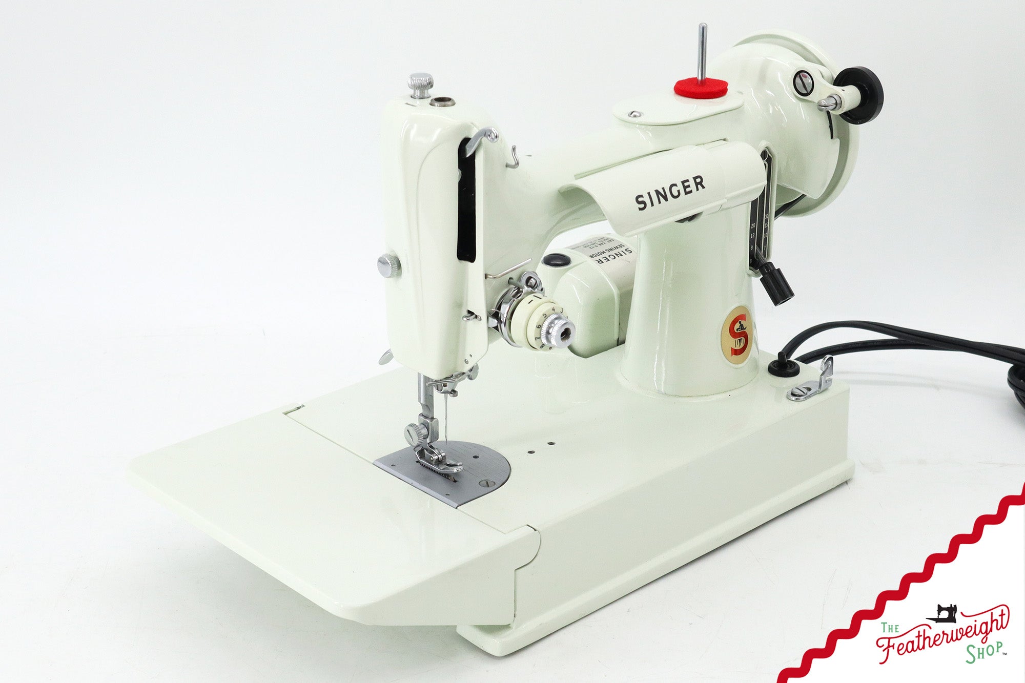 Singer Featherweight 221K Sewing Machine, British WHITE FA236***