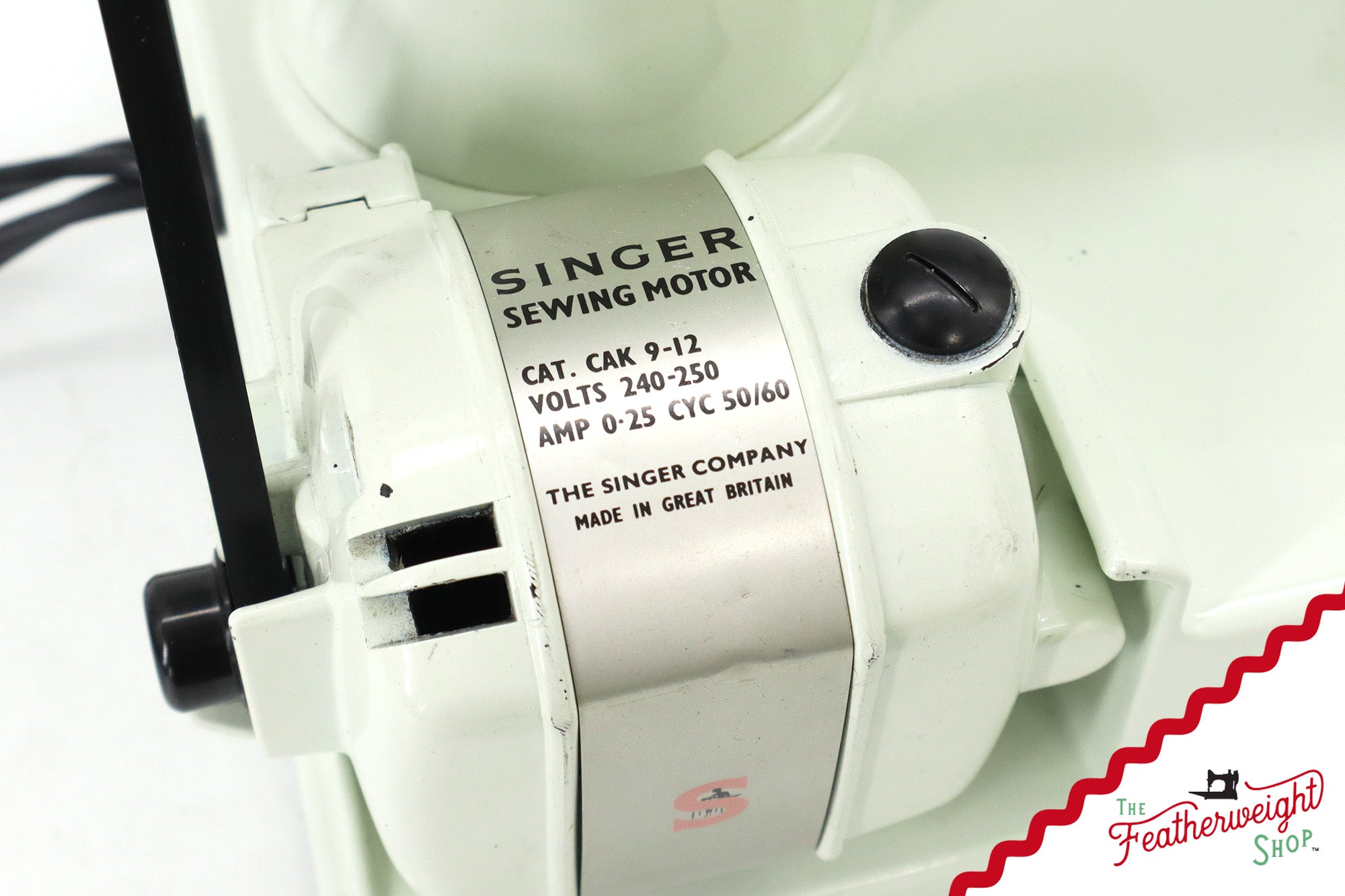 Singer Featherweight 221K Sewing Machine, British WHITE FA236***
