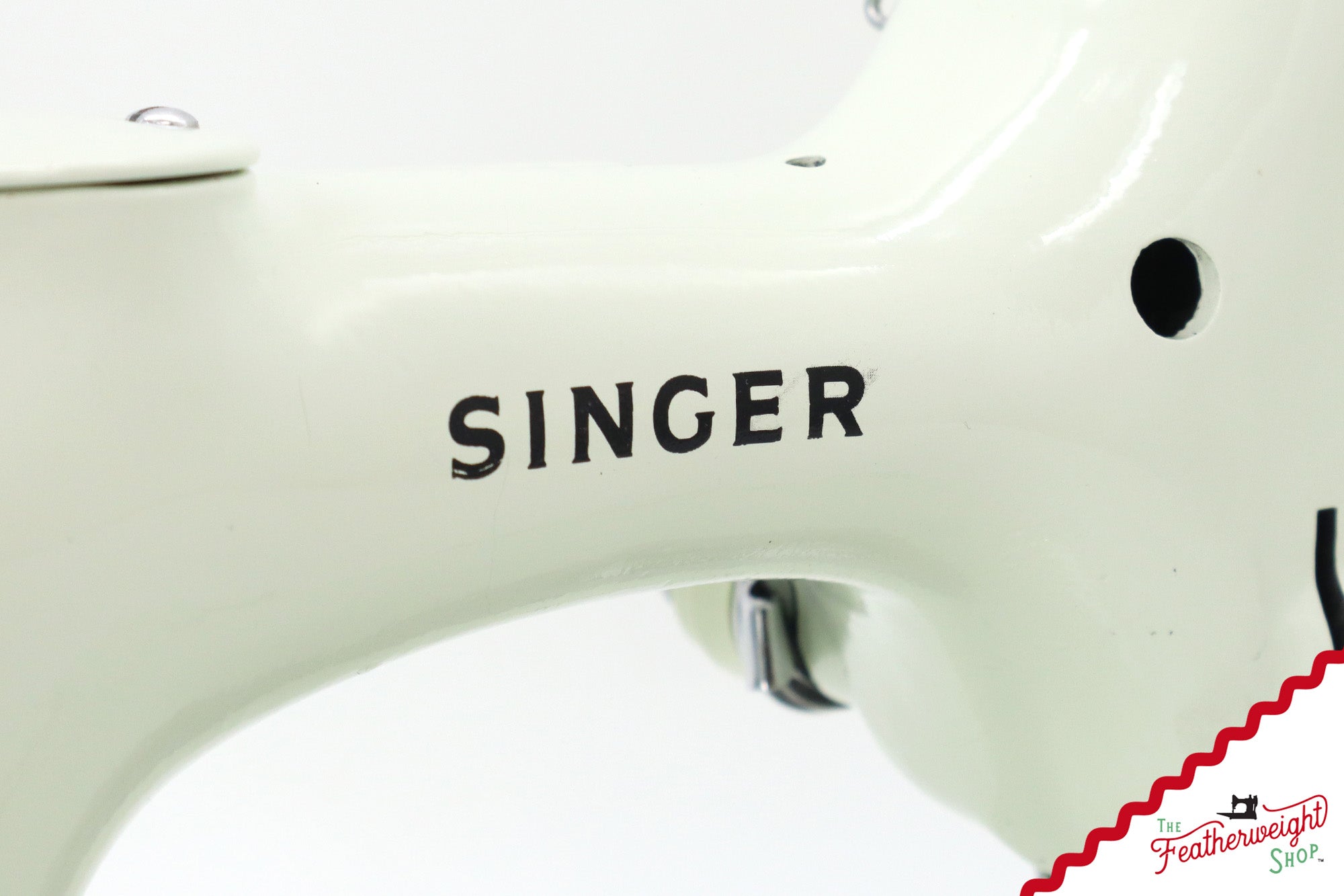 Singer Featherweight 221K Sewing Machine, British WHITE FA236***
