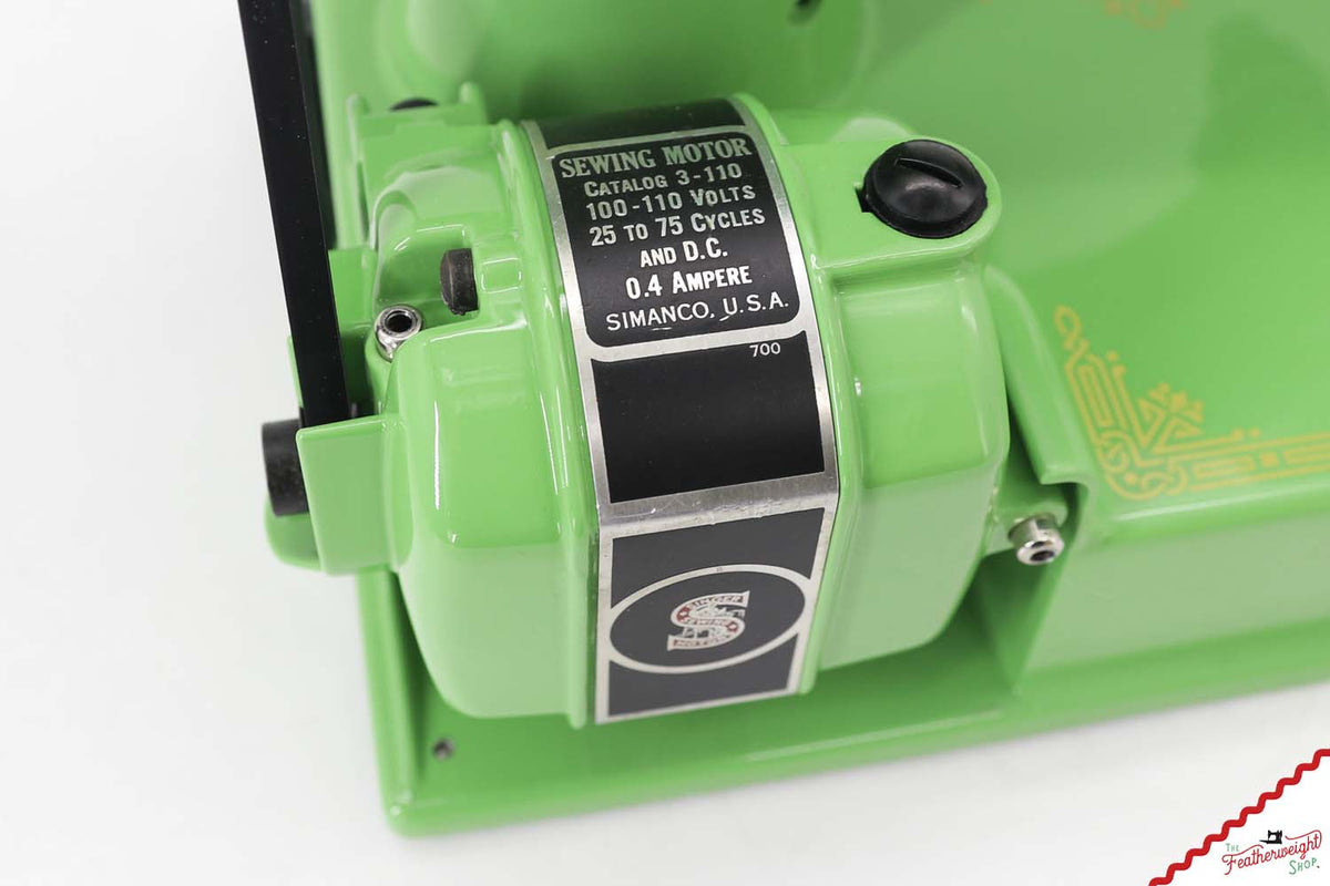 Singer Featherweight 221 AG693*** - Fully Restored in Tarragon
