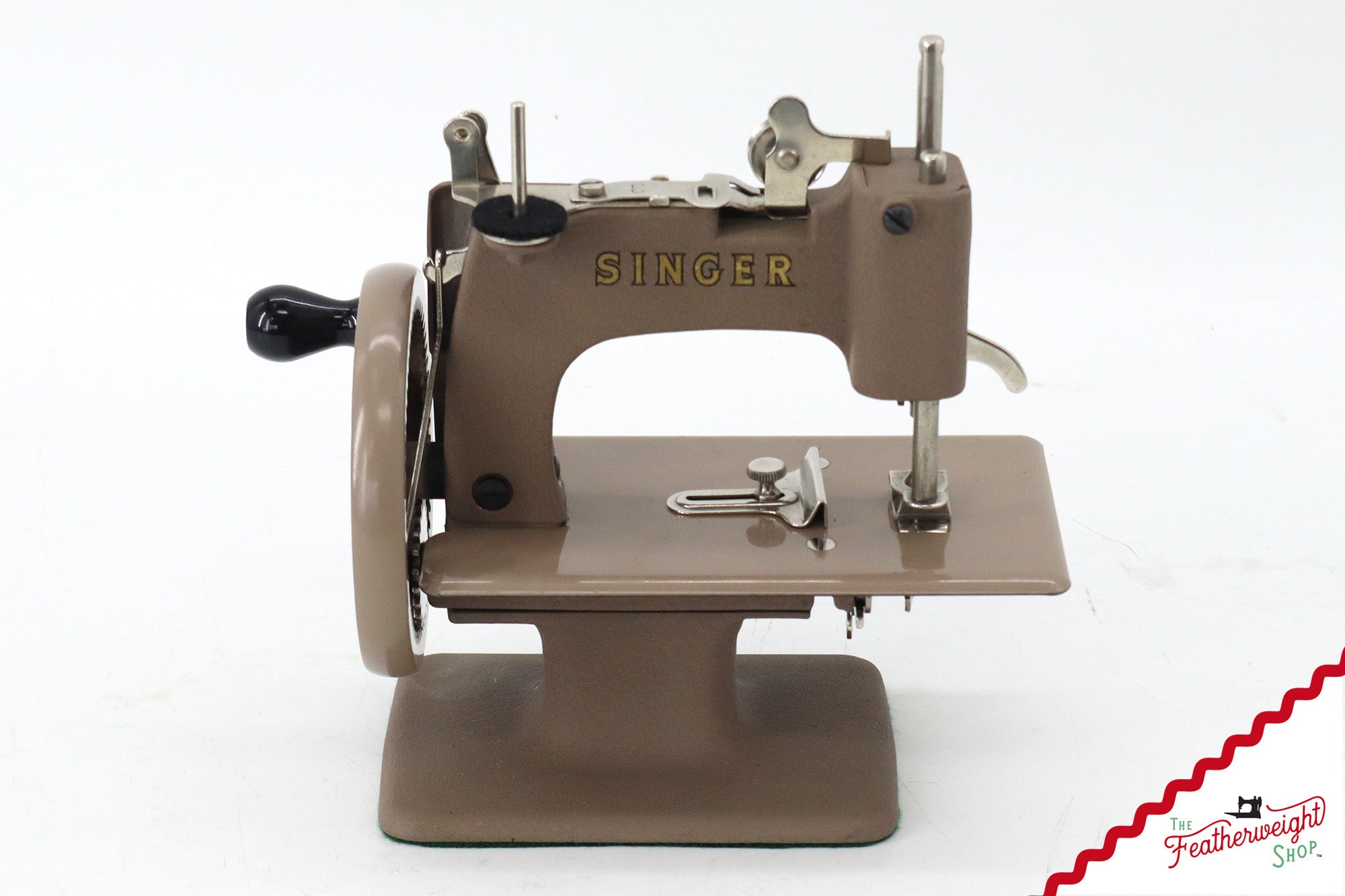 Singer Sewhandy Model 20 - Wrinkle / Warm Taupe, Complete Set! April 2025