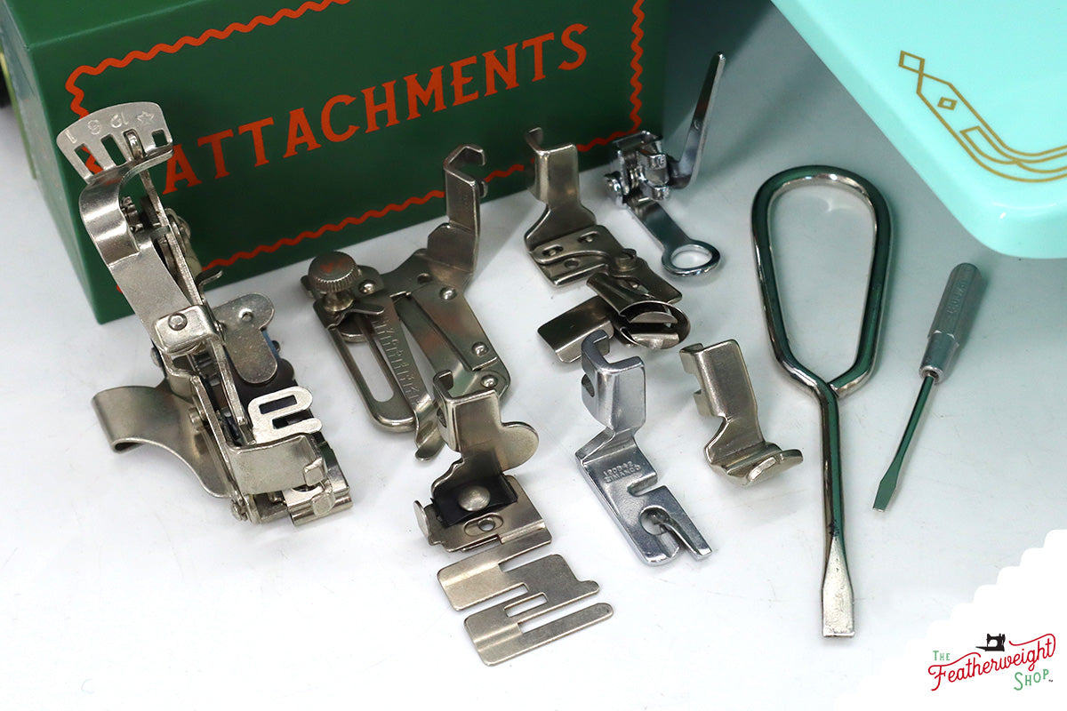 Singer Featherweight 222K - EJ6199** - Fully Restored in Jenny Blue