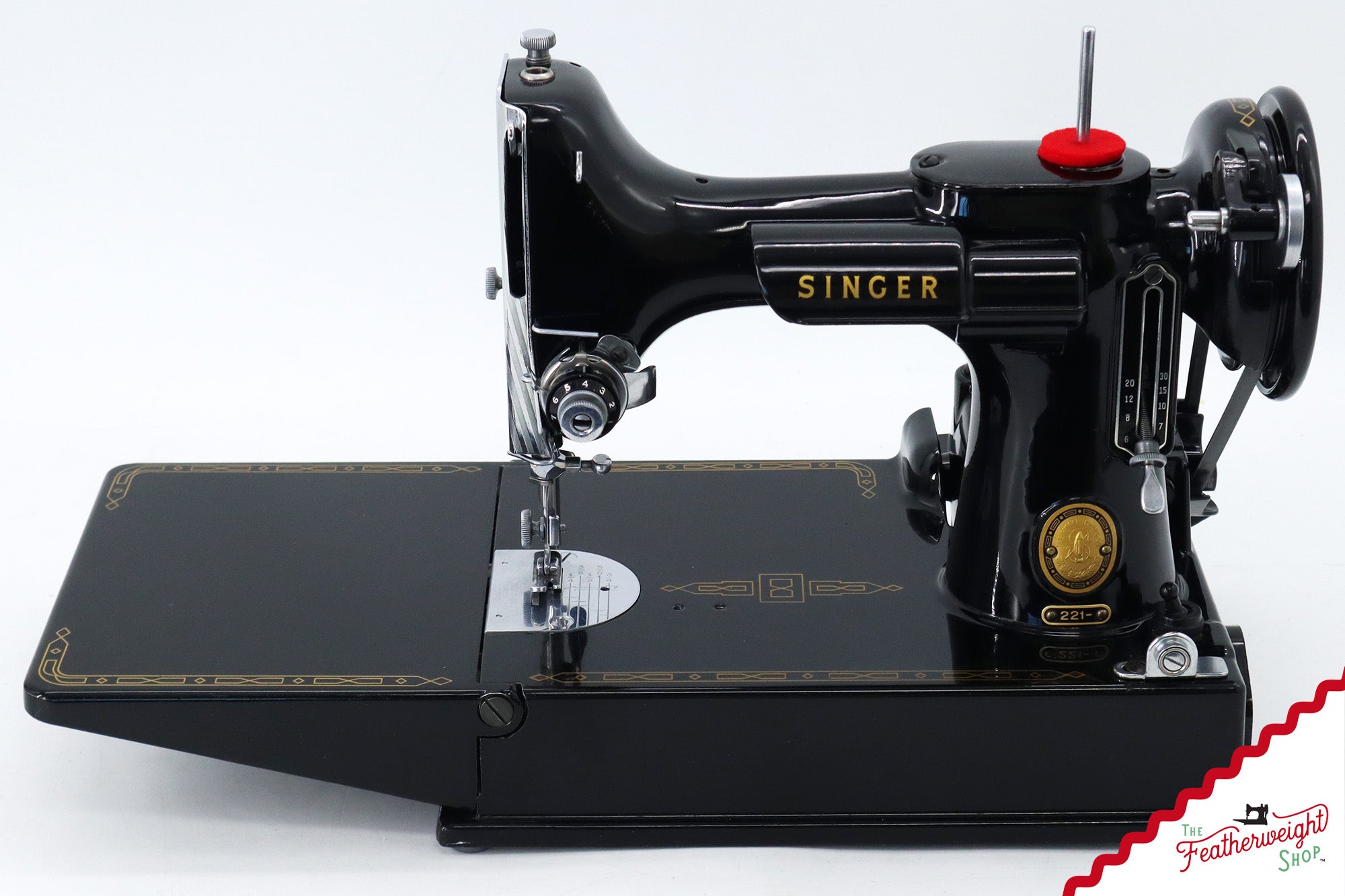 Singer Featherweight 221 Sewing Machine, AM167*** - 1955