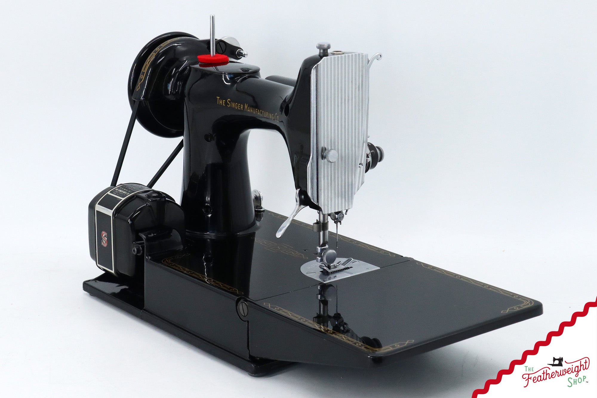 Singer Featherweight 221 Sewing Machine, AM167*** - 1955