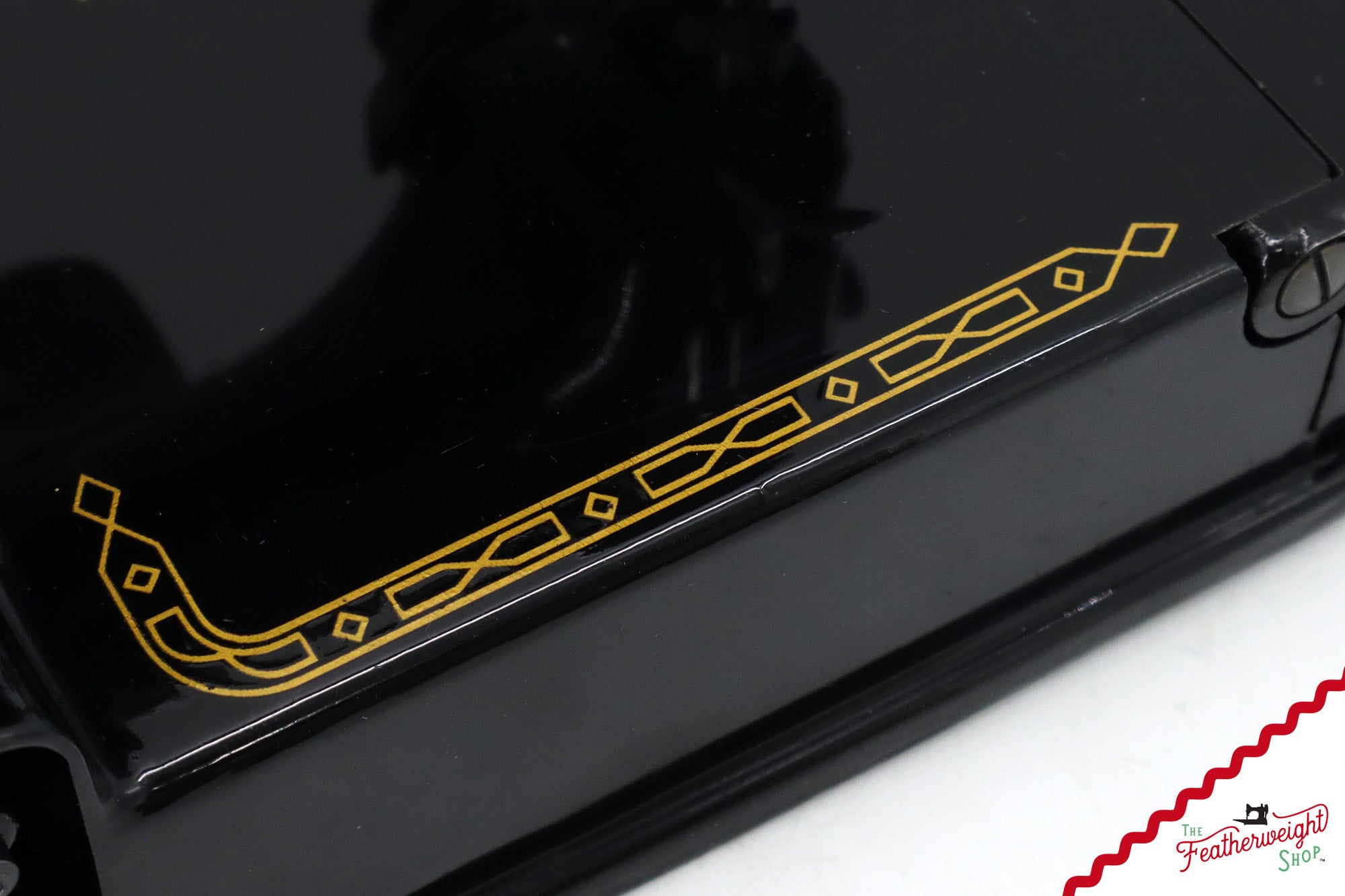 Singer Featherweight 221 Sewing Machine, AM167*** - 1955