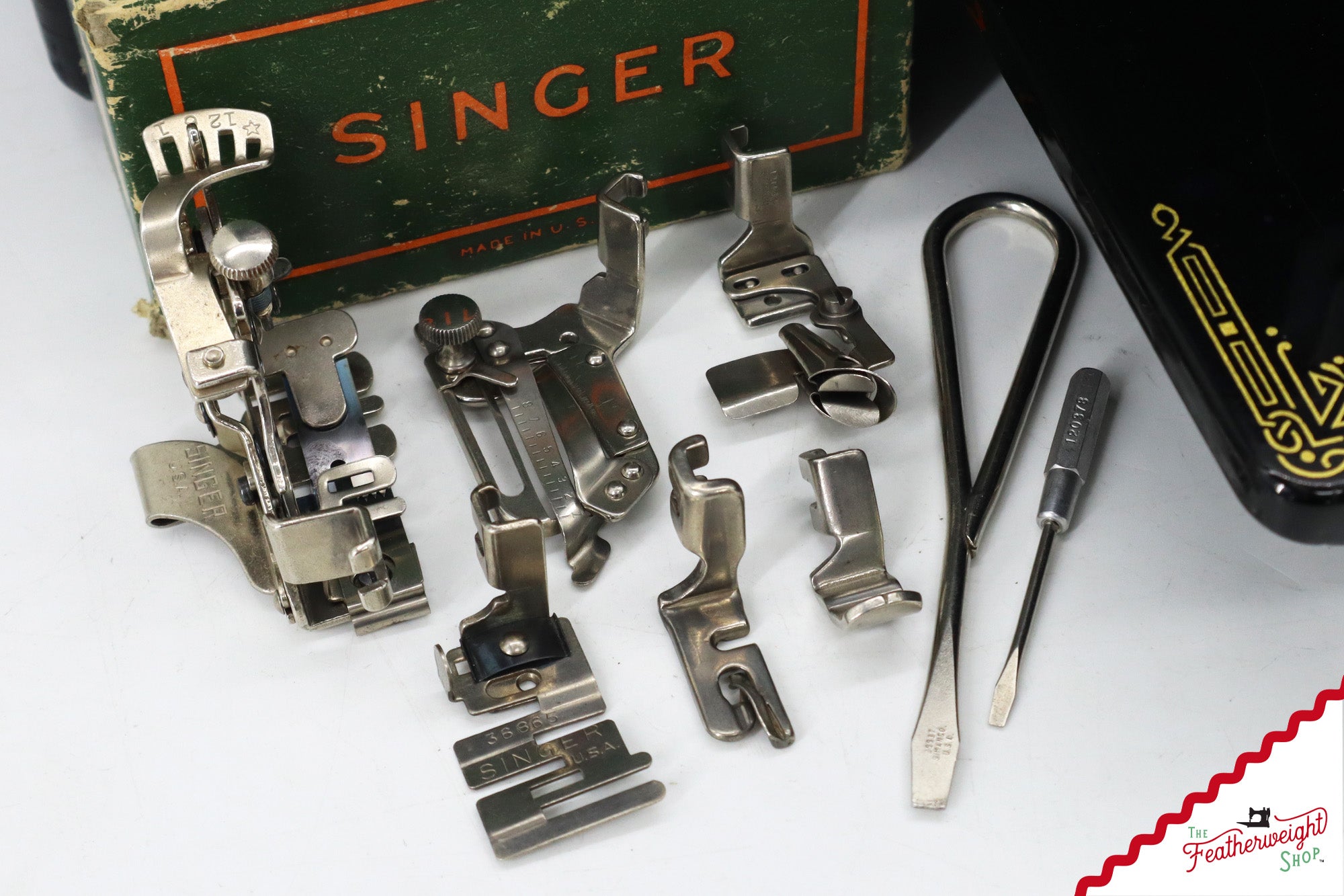 Singer Featherweight 221 Sewing Machine, AG974*** - 1947