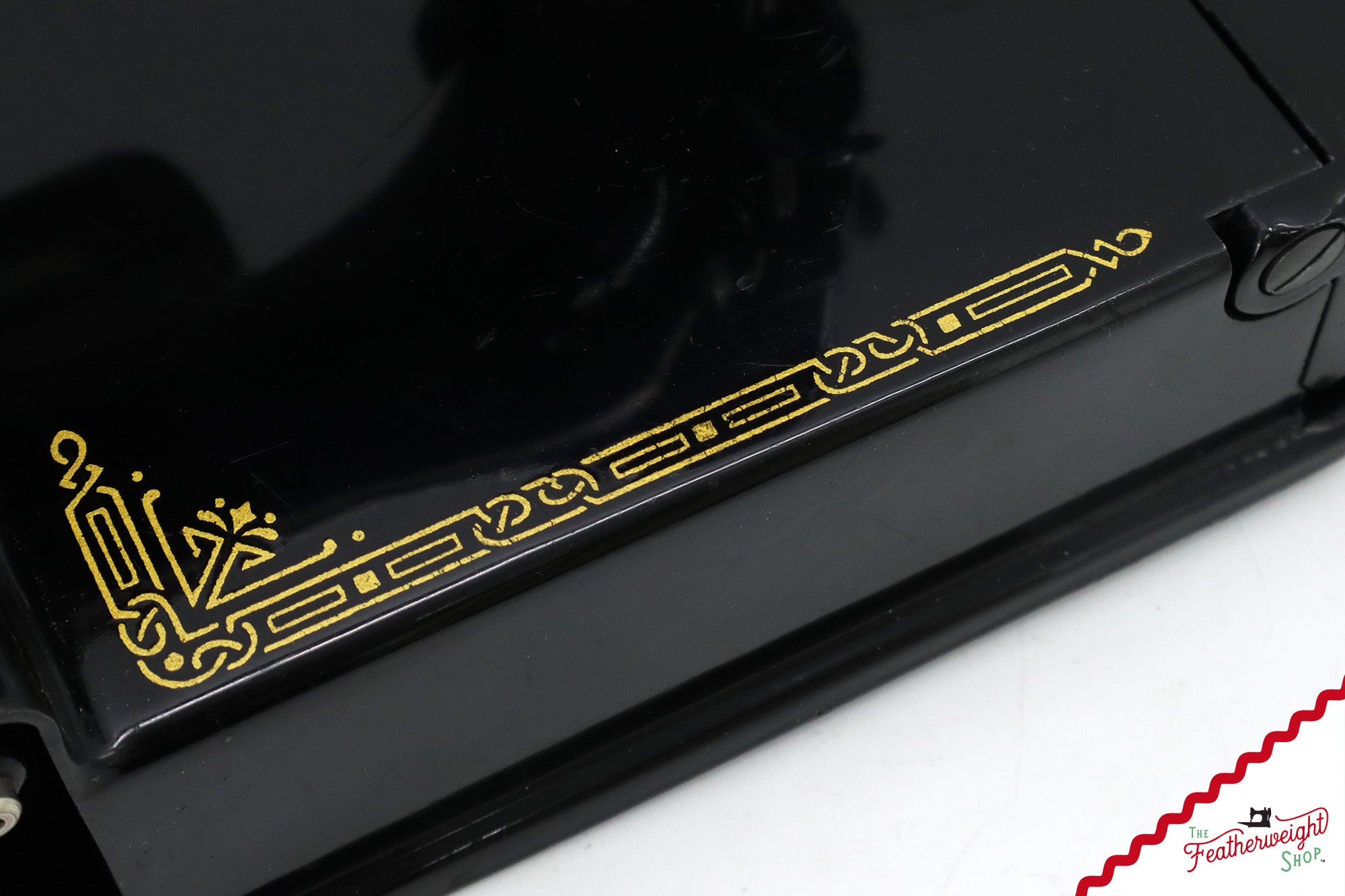 Singer Featherweight 221 Sewing Machine, AG974*** - 1947