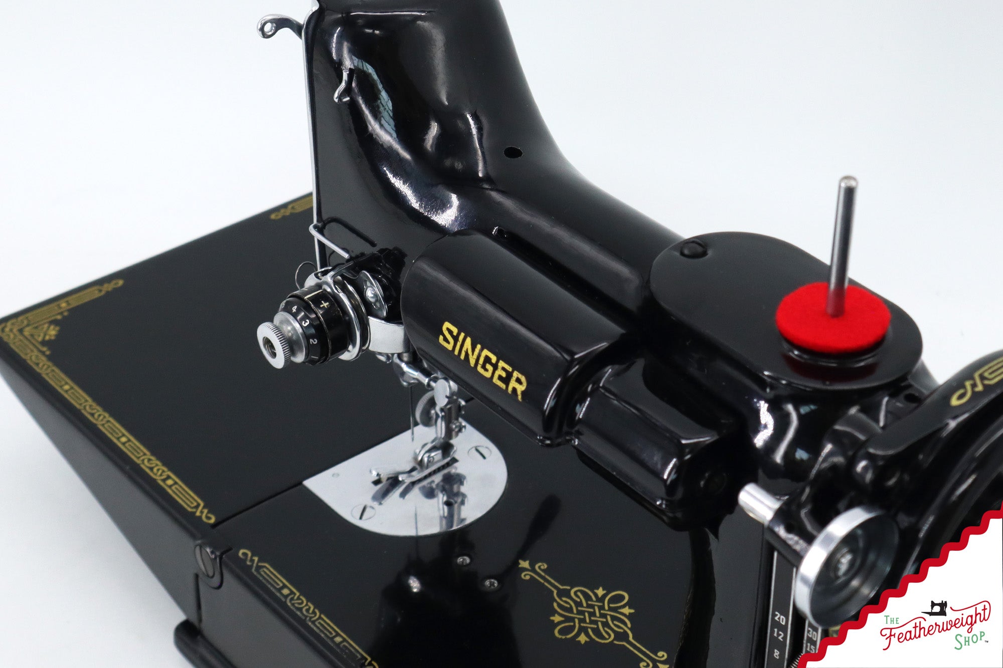 Featherweight 221K Sewing Machine, EE805*** - 1948