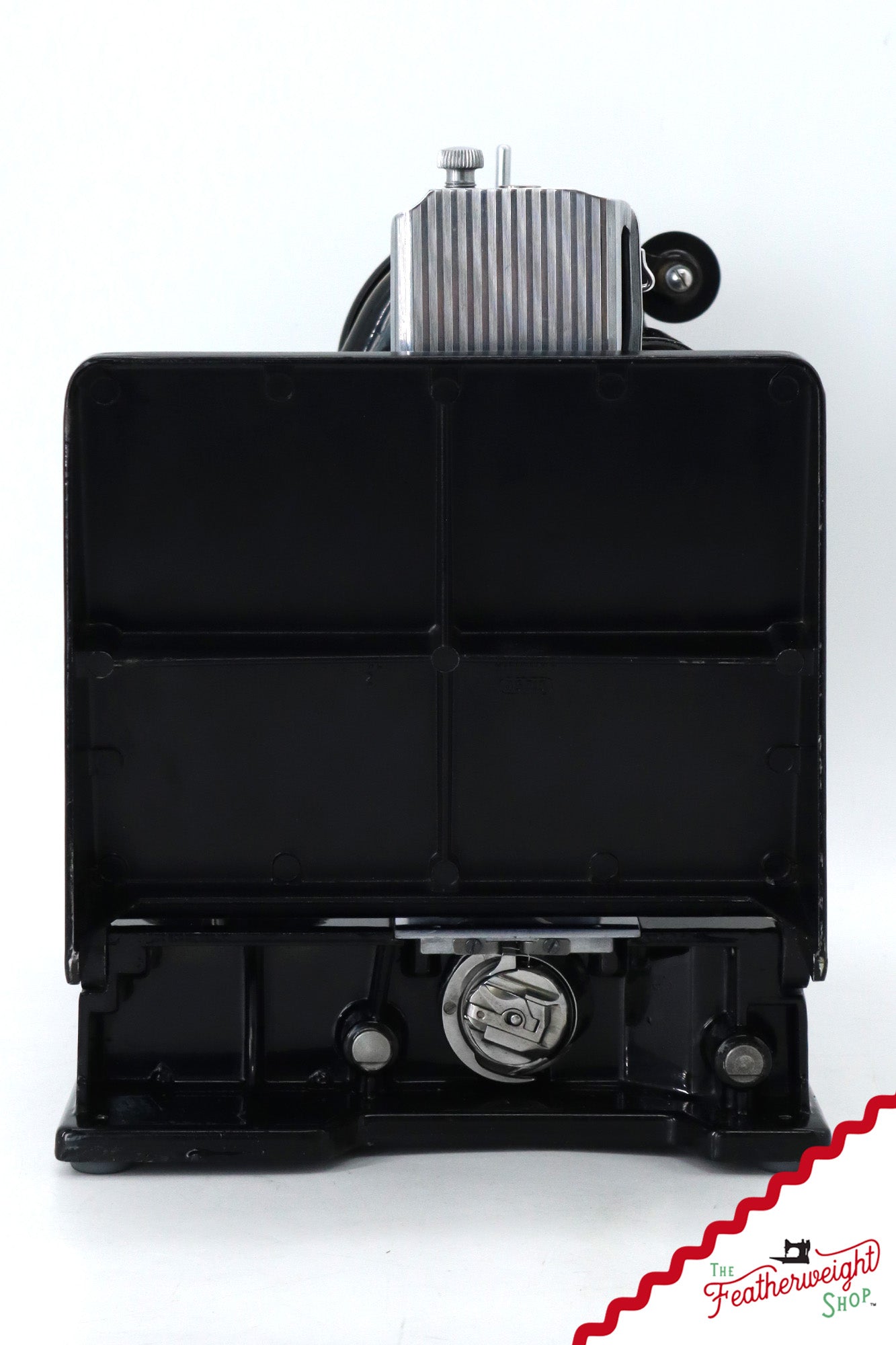 Singer Featherweight 221K Sewing Machine, 1957 - EM019***