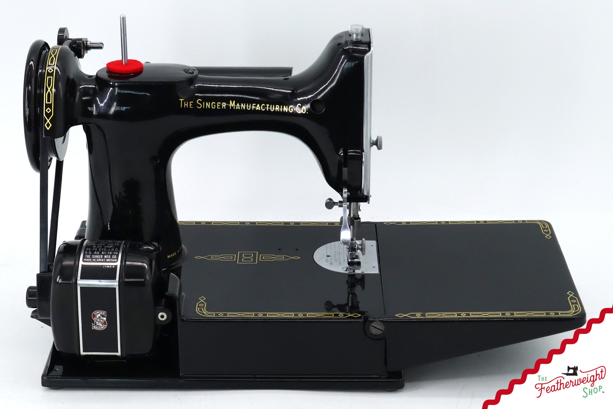 Singer Featherweight 221K Sewing Machine, 1957 - EM019***