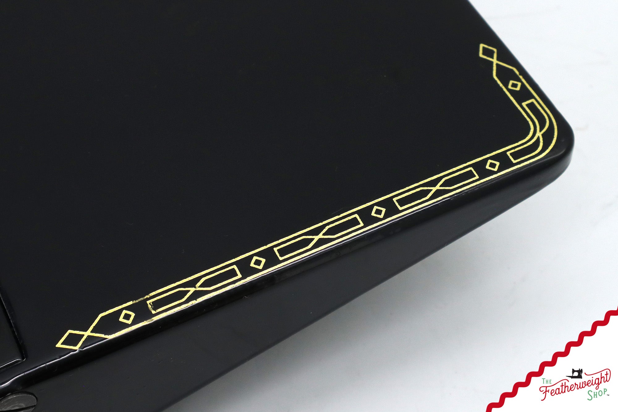 Singer Featherweight 221K Sewing Machine, 1957 - EM019***