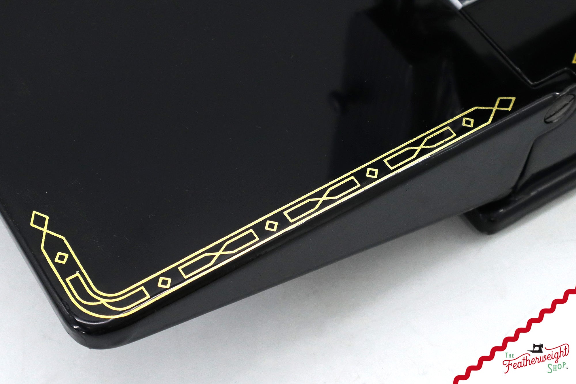 Singer Featherweight 221K Sewing Machine, 1957 - EM019***