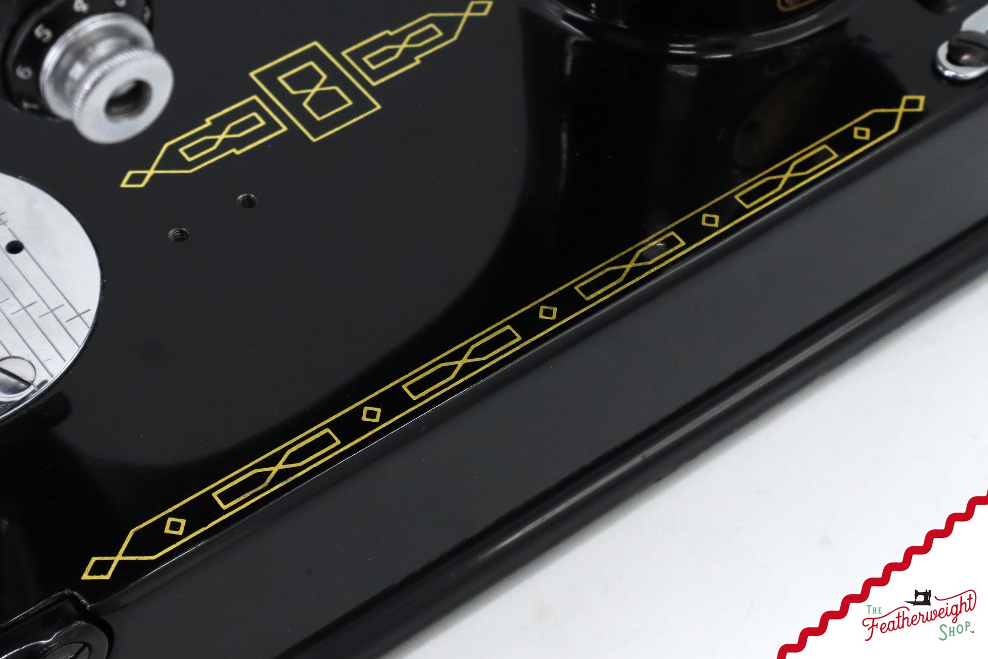 Singer Featherweight 221K Sewing Machine, 1957 - EM019***