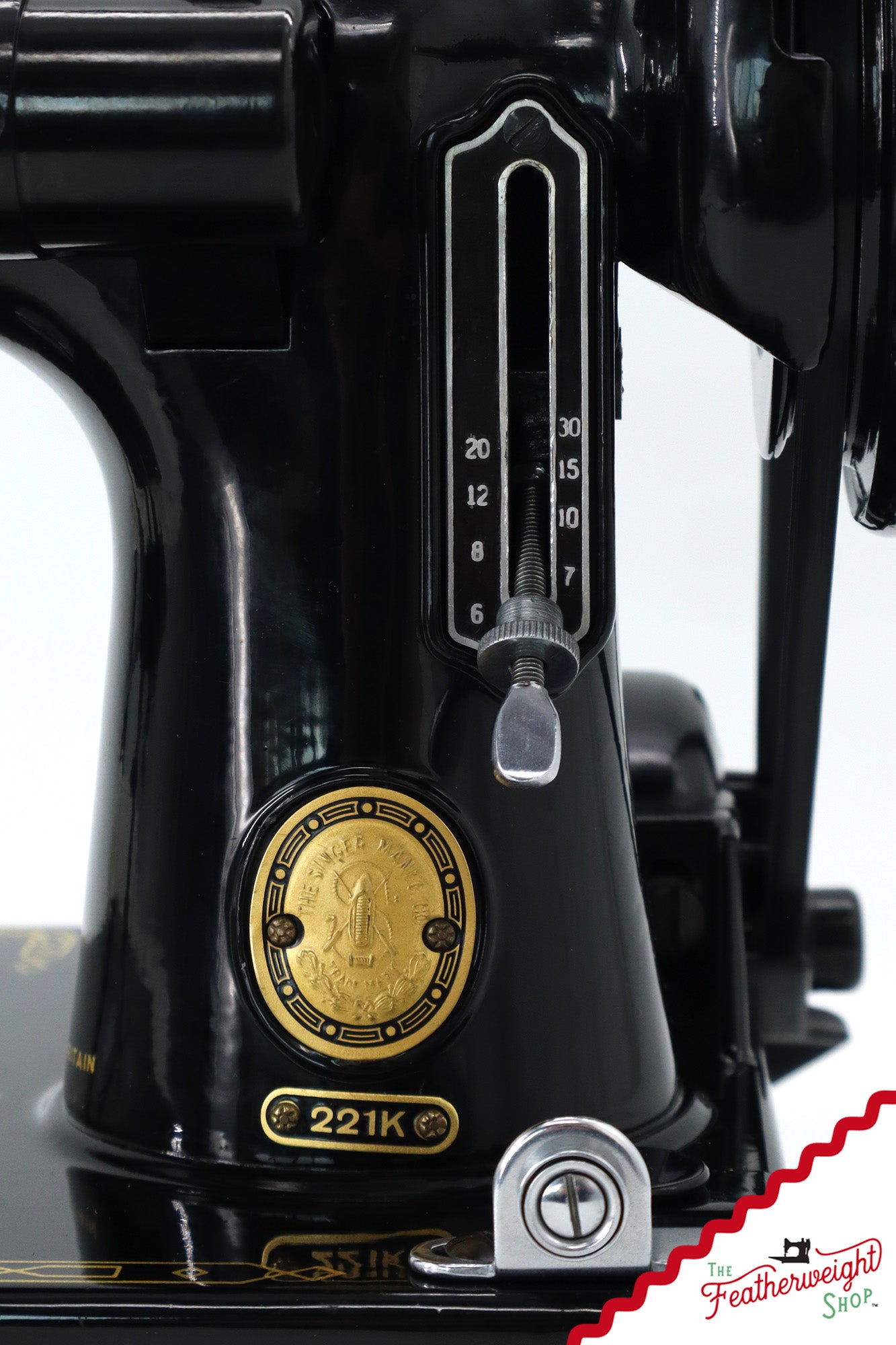 Singer Featherweight 221K Sewing Machine, 1957 - EM019***