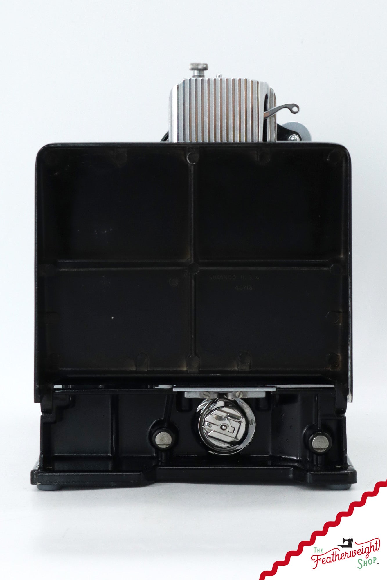 Singer Featherweight 221 Sewing Machine, AM17761* - 1955