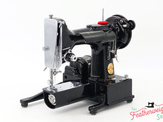 Load image into Gallery viewer, Singer Featherweight 222K Sewing Machine, Red &#39;S&#39; - ER9004** - 1960