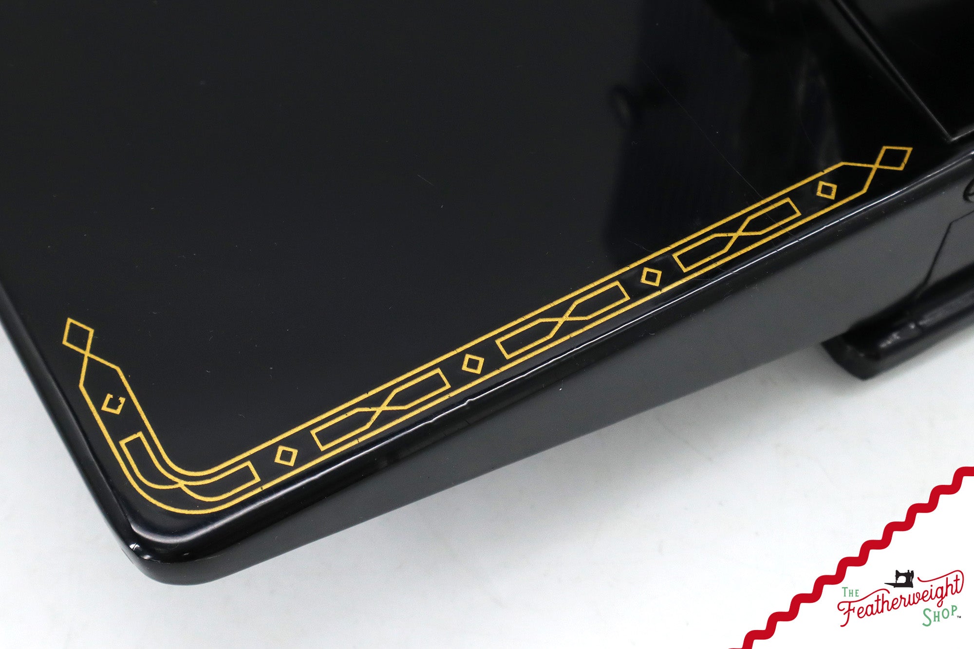 Singer Featherweight 221 Sewing Machine, AM17761* - 1955