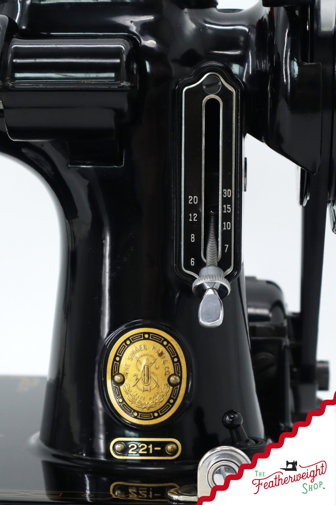 Singer Featherweight 221 Sewing Machine, AM17761* - 1955