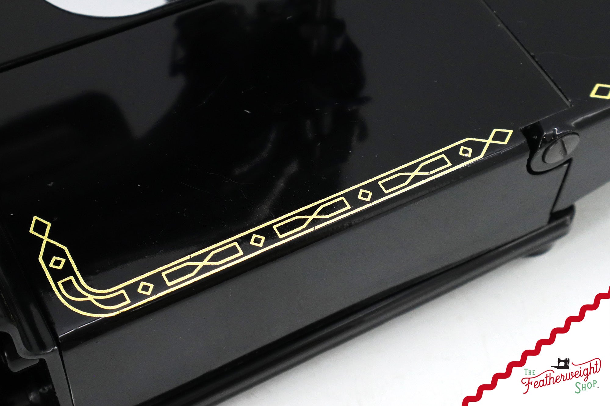 Singer Featherweight 222K Sewing Machine - EL1833**, 1956