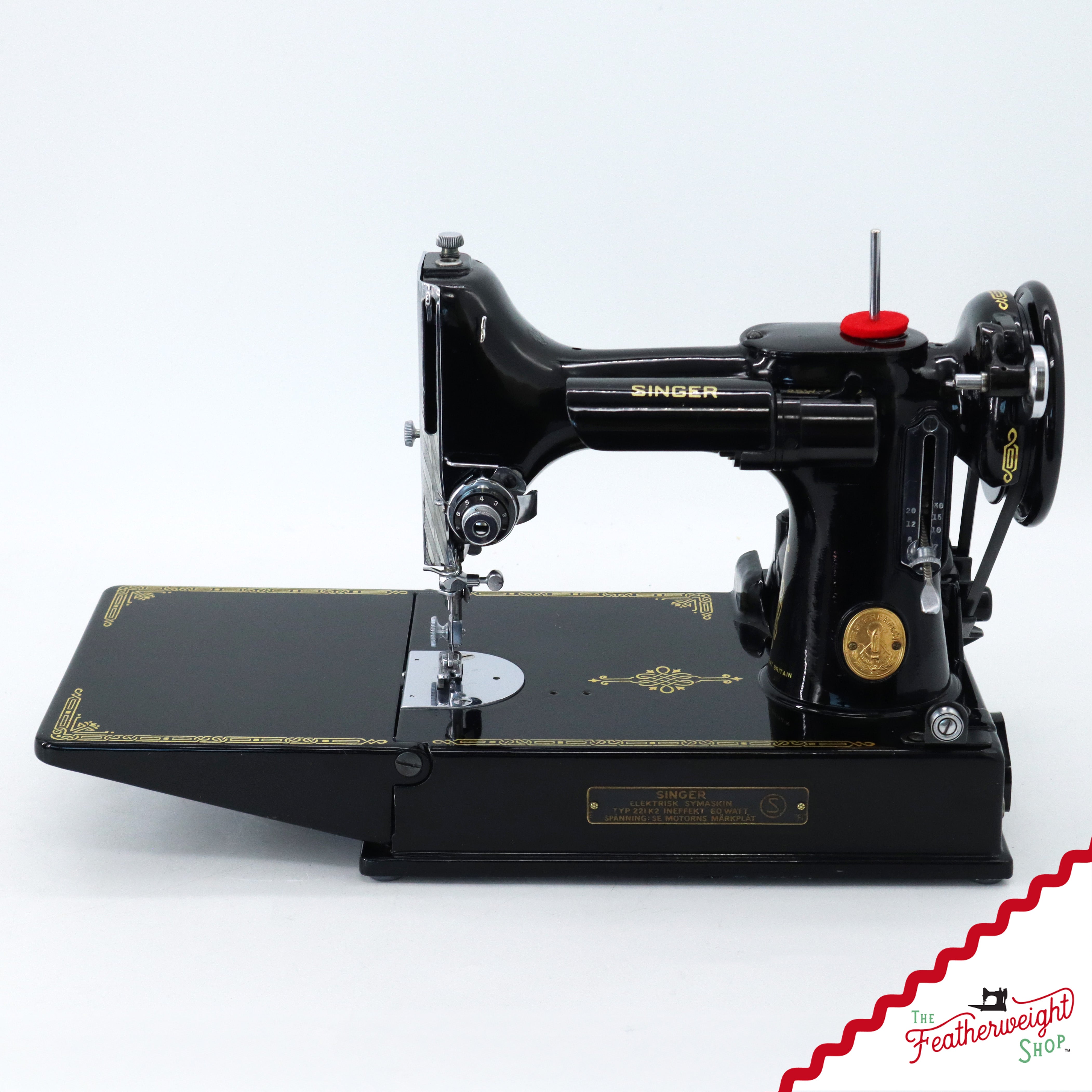 Singer Featherweight Swedish 221K Sewing Machine, EH2447**