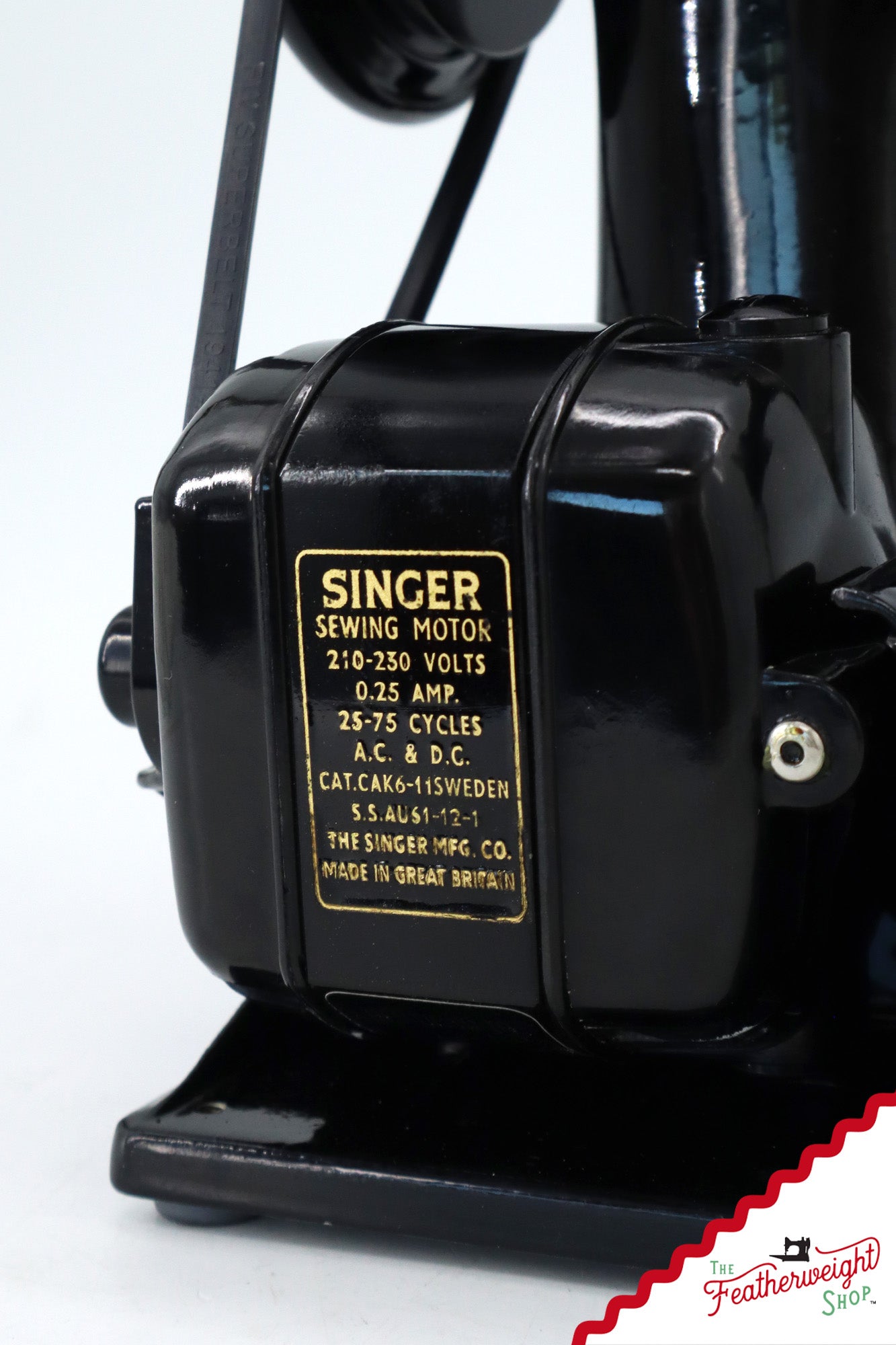 Singer Featherweight Swedish 221K Sewing Machine, EH2447**