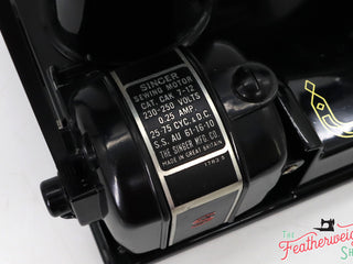Load image into Gallery viewer, Singer Featherweight 221K Sewing Machine, 1957 - EM018***