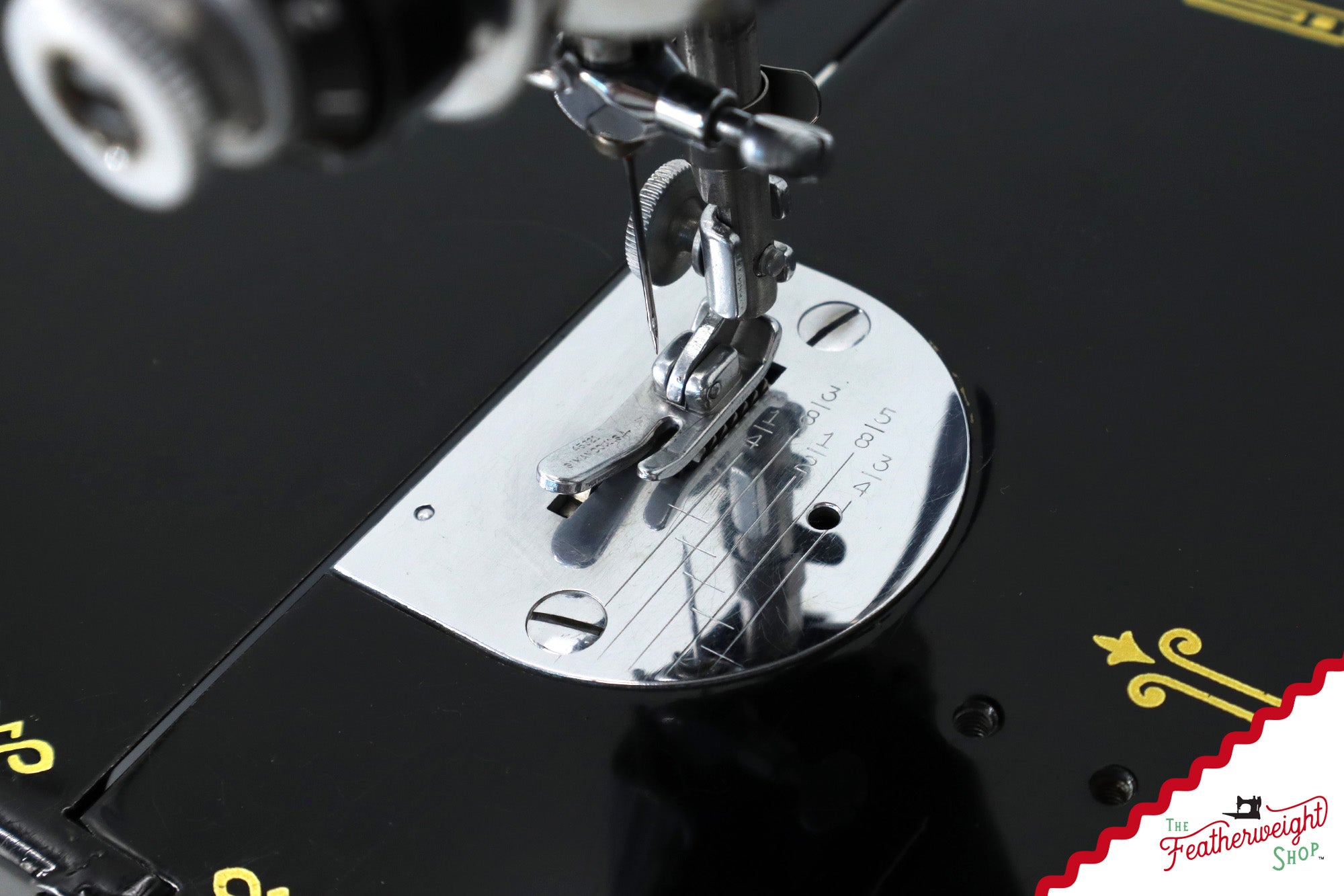 Singer Featherweight 221 Sewing Machine, AL5672** - 1953