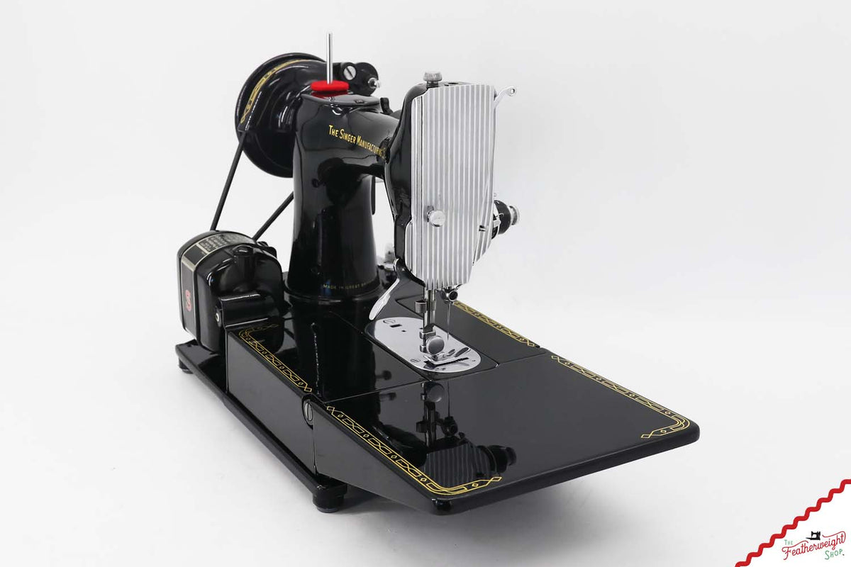 Singer Featherweight 222K Sewing Machine, Red 'S' - ER31657* - 1960