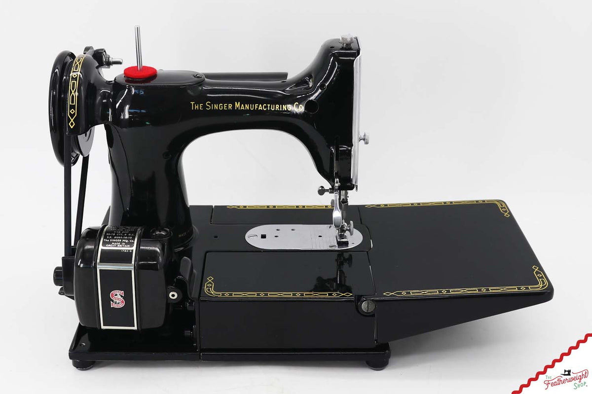 Singer Featherweight 222K Sewing Machine, Red 'S' - ER31657* - 1960