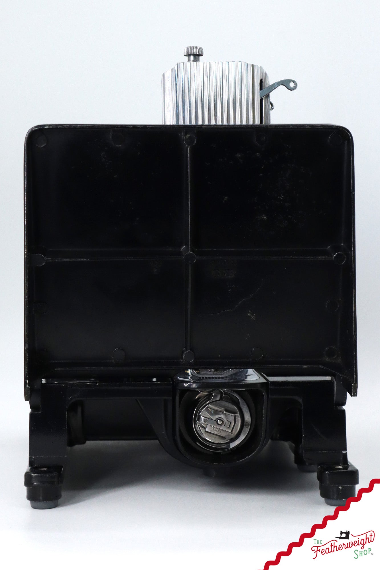 Singer Featherweight 222K Sewing Machine - EL1833**, 1956