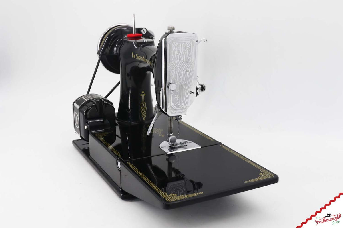 Singer Featherweight 221, "First-Run" 1933 AD54544* - Fully Restored in Gloss Black